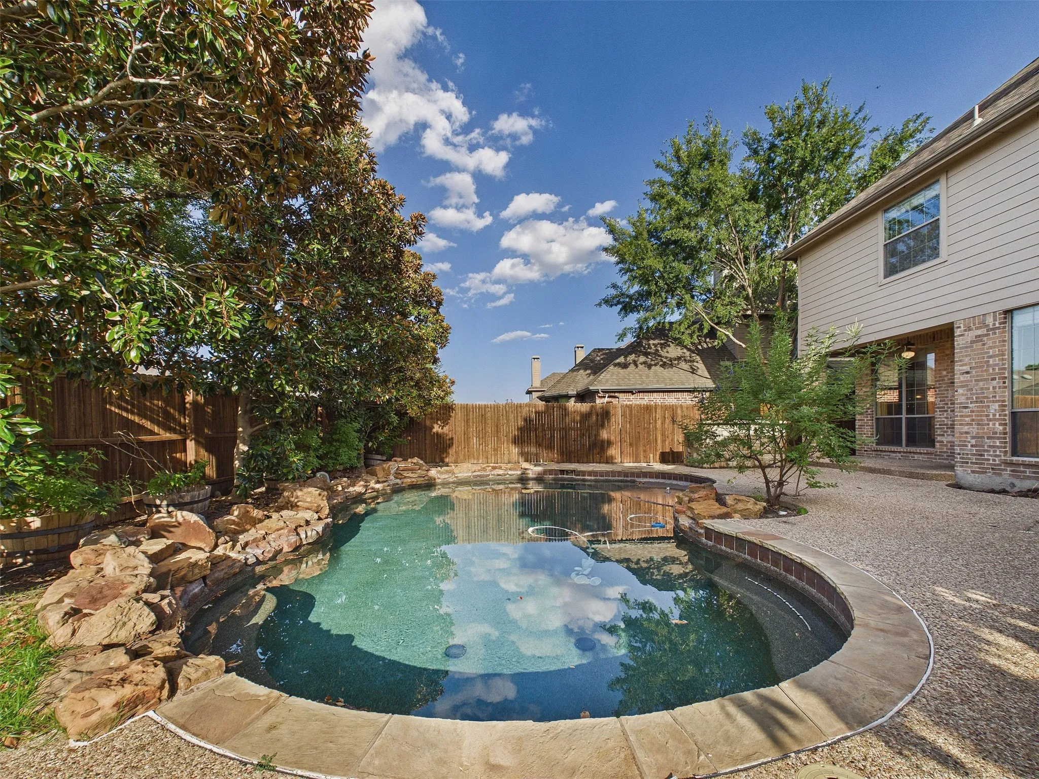 Single Family Residence For Sale in Collin County , 6400 Castle Rock Circle, Mc Kinney, Texas 75071, 4 Bedroom, 4 Bathroom, 3 Garage spaces, 3,500 Sqft, built in 2007, mls#21361096, Real Estate Agent in Mc Kinney, Homes For Sale in Collin county, Homes For Sale in Mc Kinney, Realtor in Mc Kinney Texas, Real Estate Brokerage Independent Realty Texas, Luminita Cordes Realtor