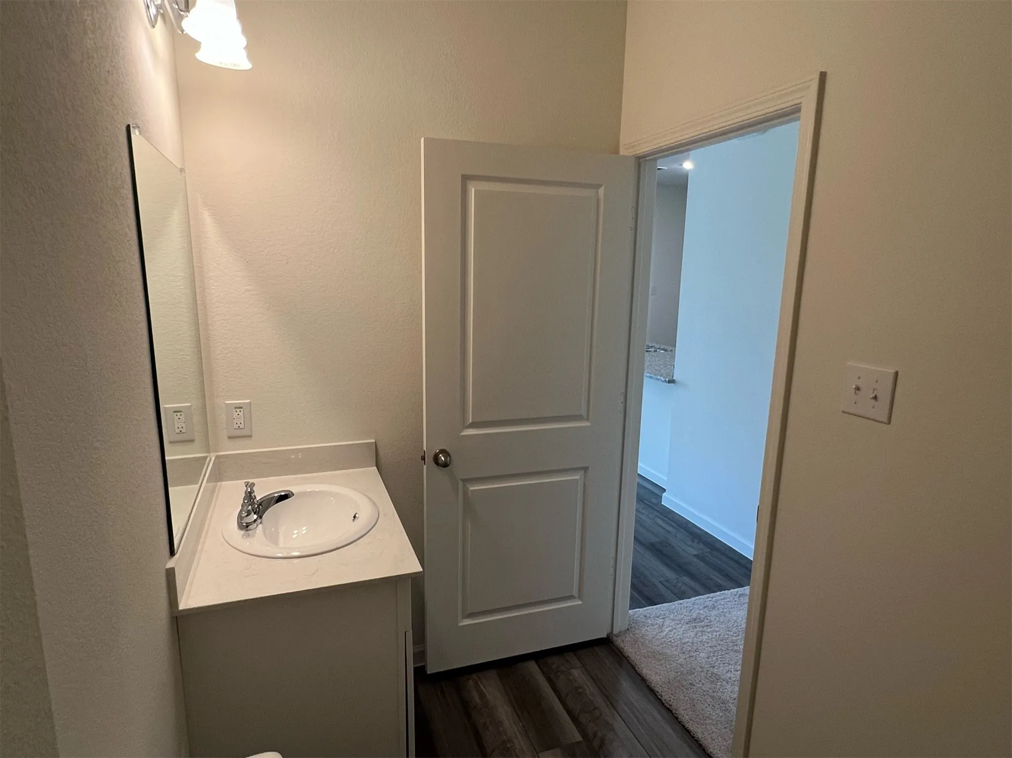 Single Family Residence For Rent in Collin County , 752 Richmond Drive, Lavon, Texas 75166, 3 Bedroom, 2 Bathroom, 2 Garage spaces, 1,459 Sqft, built in 2021, mls#21363629, Real Estate Agent in Lavon, Homes For Rent in Collin county, Homes For Rent in Lavon, Realtor in Lavon Texas, Real Estate Brokerage Independent Realty Texas, Luminita Cordes Realtor