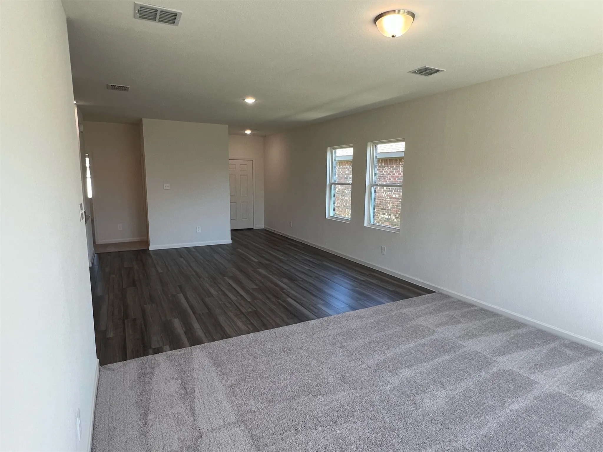 Single Family Residence For Rent in Collin County , 752 Richmond Drive, Lavon, Texas 75166, 3 Bedroom, 2 Bathroom, 2 Garage spaces, 1,459 Sqft, built in 2021, mls#21363629, Real Estate Agent in Lavon, Homes For Rent in Collin county, Homes For Rent in Lavon, Realtor in Lavon Texas, Real Estate Brokerage Independent Realty Texas, Luminita Cordes Realtor