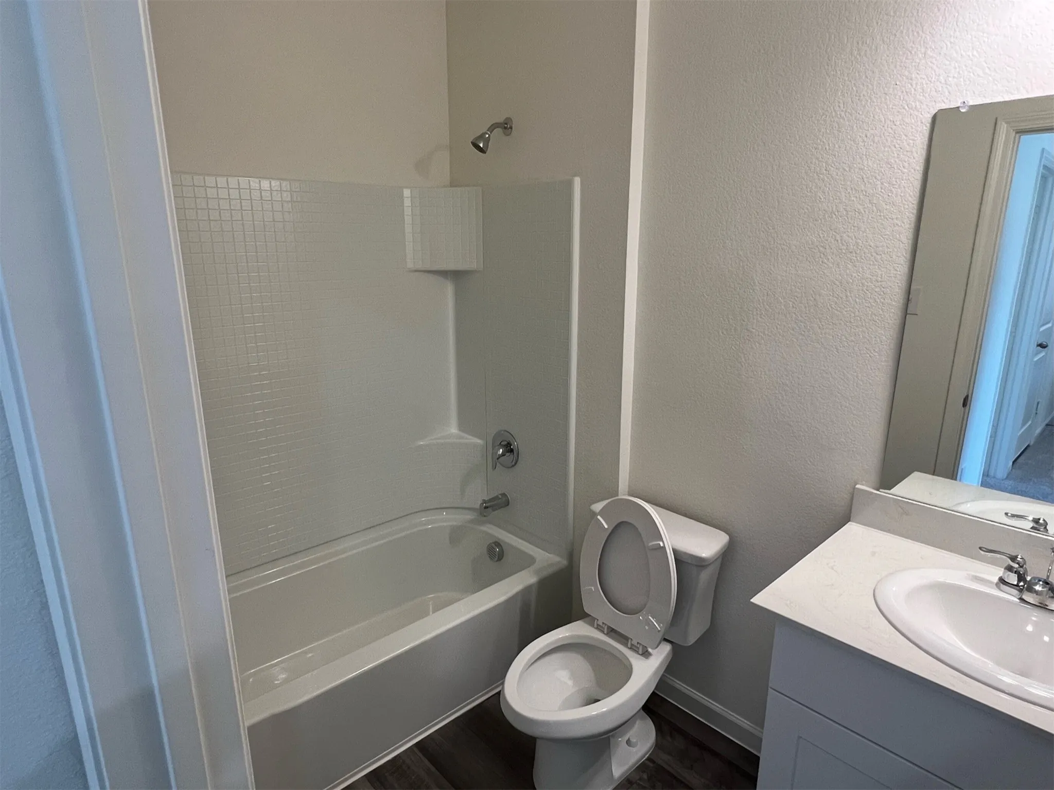 Single Family Residence For Rent in Collin County , 752 Richmond Drive, Lavon, Texas 75166, 3 Bedroom, 2 Bathroom, 2 Garage spaces, 1,459 Sqft, built in 2021, mls#21363629, Real Estate Agent in Lavon, Homes For Rent in Collin county, Homes For Rent in Lavon, Realtor in Lavon Texas, Real Estate Brokerage Independent Realty Texas, Luminita Cordes Realtor