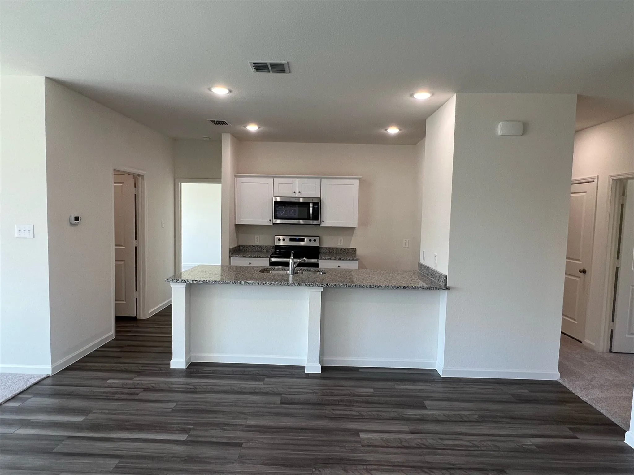 Single Family Residence For Rent in Collin County , 752 Richmond Drive, Lavon, Texas 75166, 3 Bedroom, 2 Bathroom, 2 Garage spaces, 1,459 Sqft, built in 2021, mls#21363629, Real Estate Agent in Lavon, Homes For Rent in Collin county, Homes For Rent in Lavon, Realtor in Lavon Texas, Real Estate Brokerage Independent Realty Texas, Luminita Cordes Realtor