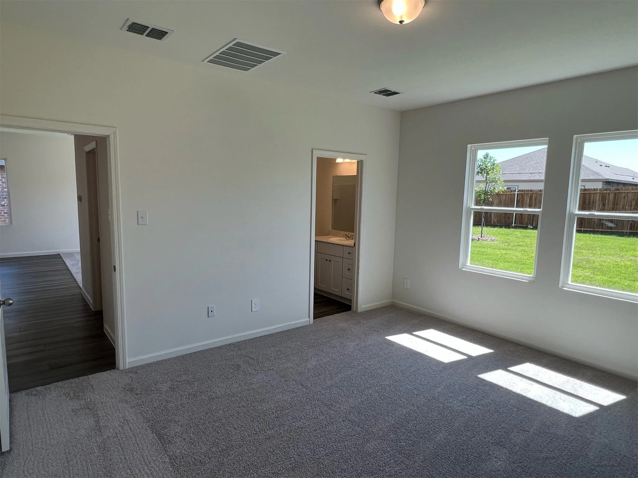 Single Family Residence For Rent in Collin County , 752 Richmond Drive, Lavon, Texas 75166, 3 Bedroom, 2 Bathroom, 2 Garage spaces, 1,459 Sqft, built in 2021, mls#21363629, Real Estate Agent in Lavon, Homes For Rent in Collin county, Homes For Rent in Lavon, Realtor in Lavon Texas, Real Estate Brokerage Independent Realty Texas, Luminita Cordes Realtor