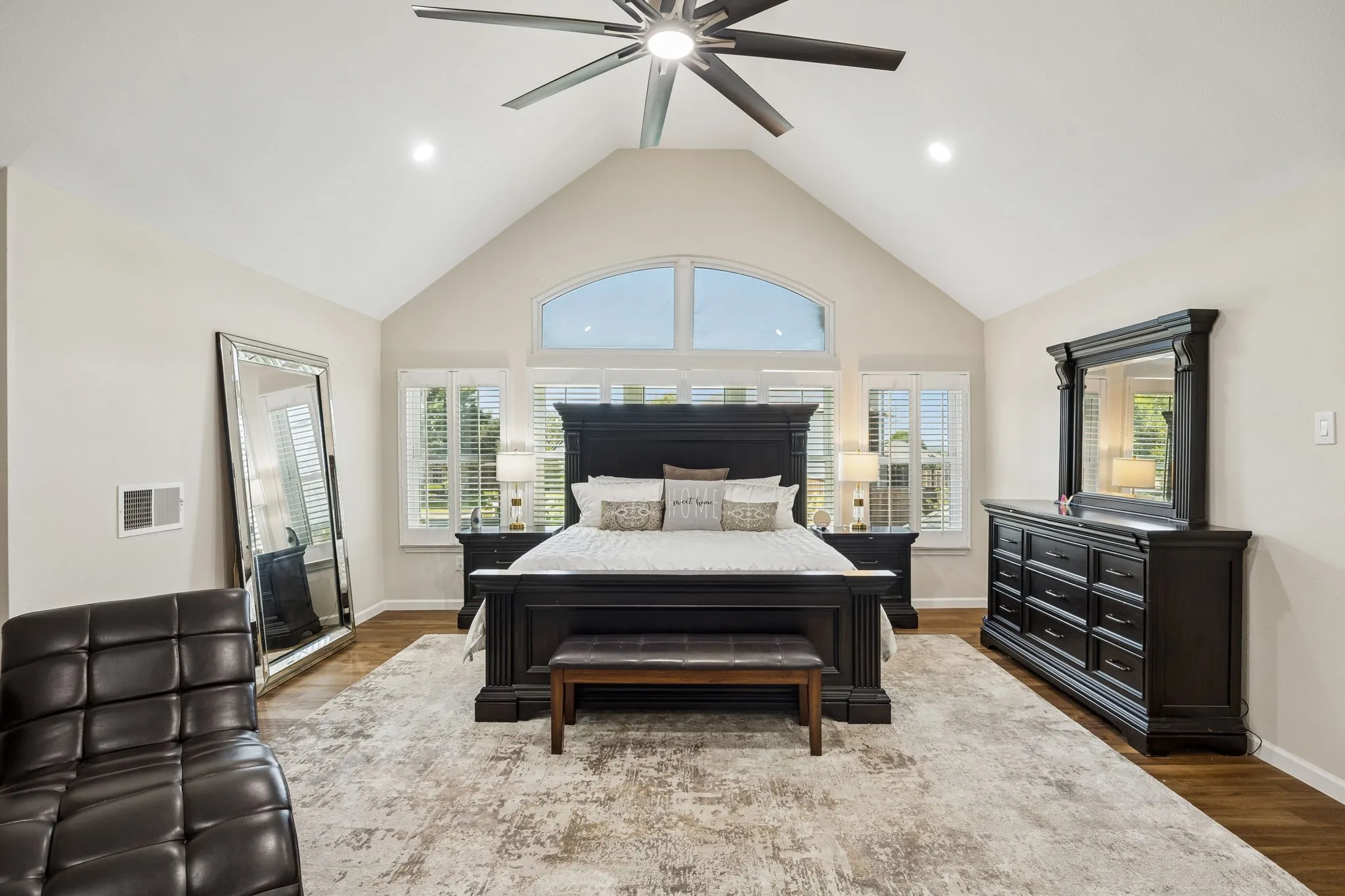 Single Family Residence For Sale in Denton County , 4093 Brazos Drive, Carrollton, Texas 75007, 4 Bedroom, 3 Bathroom, 2 Garage spaces, 3,236 Sqft, built in 1994, mls#21362212, Real Estate Agent in Carrollton, Homes For Sale in Denton county, Homes For Sale in Carrollton, Realtor in Carrollton Texas, Real Estate Brokerage Independent Realty Texas, Luminita Cordes Realtor