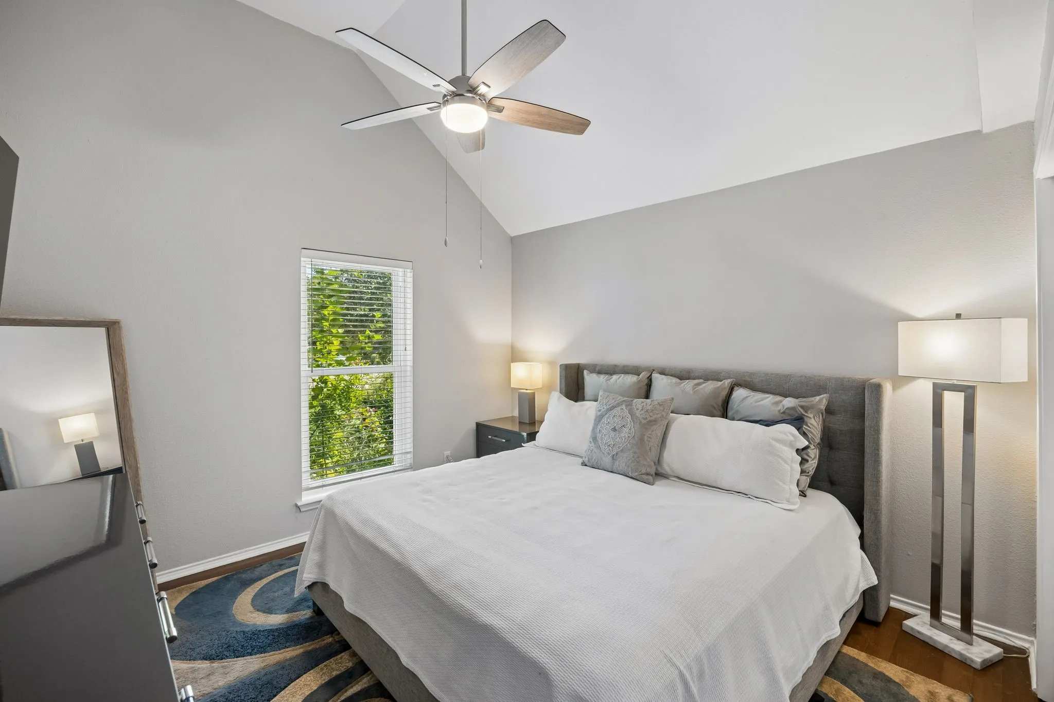Single Family Residence For Sale in Denton County , 4093 Brazos Drive, Carrollton, Texas 75007, 4 Bedroom, 3 Bathroom, 2 Garage spaces, 3,236 Sqft, built in 1994, mls#21362212, Real Estate Agent in Carrollton, Homes For Sale in Denton county, Homes For Sale in Carrollton, Realtor in Carrollton Texas, Real Estate Brokerage Independent Realty Texas, Luminita Cordes Realtor