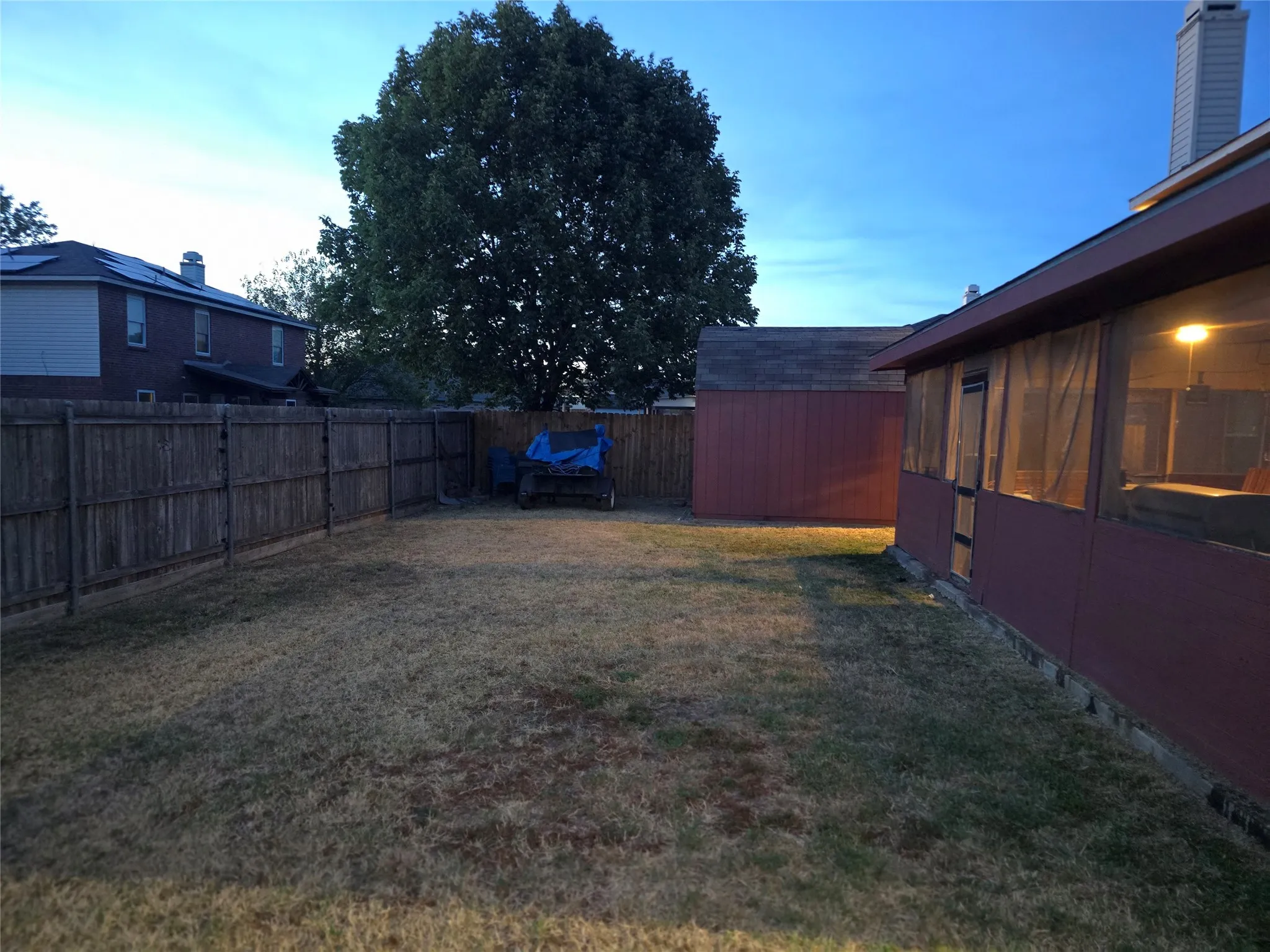 Single Family Residence For Sale in Dallas County , 3813 Summer Hill Drive, Balch Springs, Texas 75180, 4 Bedroom, 3 Bathroom, 2 Garage spaces, 2,312 Sqft, built in 2002, mls#21363631, Real Estate Agent in Balch Springs, Homes For Sale in Dallas county, Homes For Sale in Balch Springs, Realtor in Balch Springs Texas, Real Estate Brokerage Independent Realty Texas, Luminita Cordes Realtor