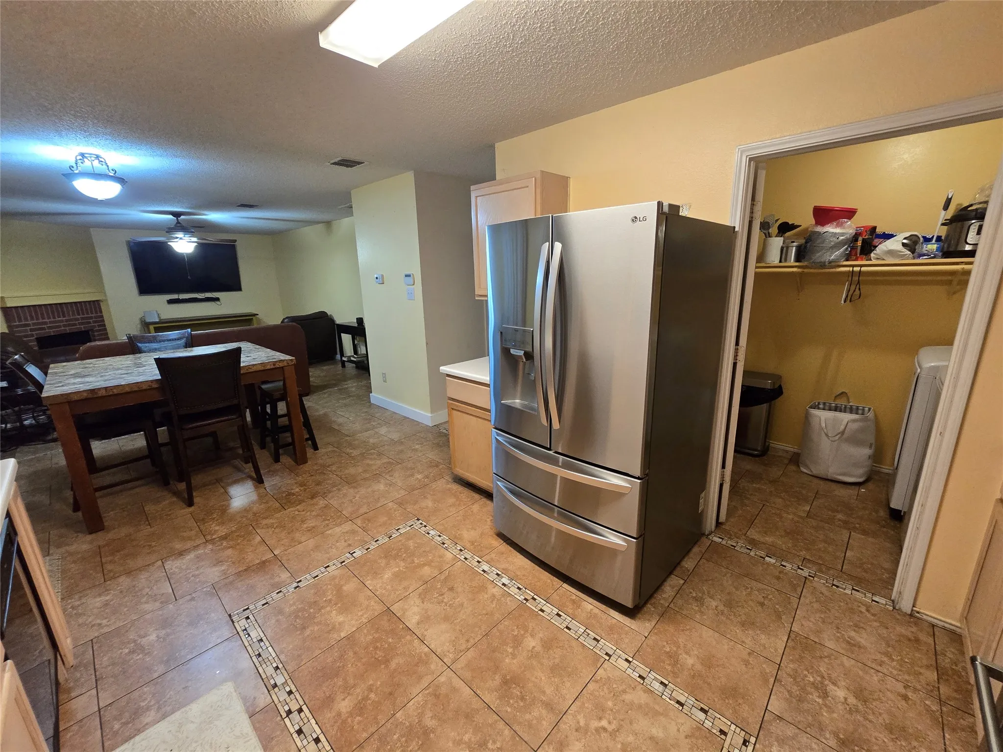 Single Family Residence For Sale in Dallas County , 3813 Summer Hill Drive, Balch Springs, Texas 75180, 4 Bedroom, 3 Bathroom, 2 Garage spaces, 2,312 Sqft, built in 2002, mls#21363631, Real Estate Agent in Balch Springs, Homes For Sale in Dallas county, Homes For Sale in Balch Springs, Realtor in Balch Springs Texas, Real Estate Brokerage Independent Realty Texas, Luminita Cordes Realtor