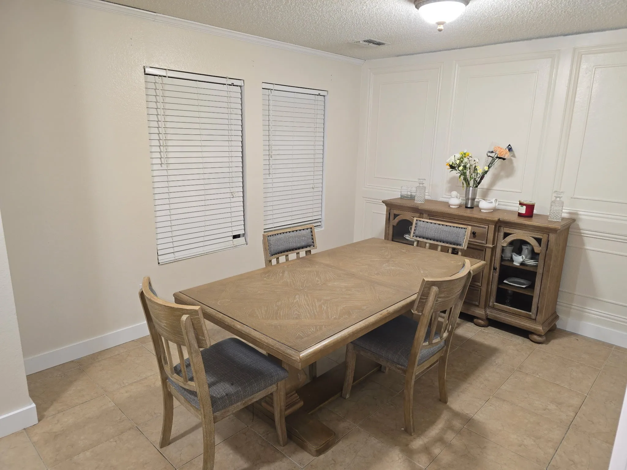 Single Family Residence For Sale in Dallas County , 3813 Summer Hill Drive, Balch Springs, Texas 75180, 4 Bedroom, 3 Bathroom, 2 Garage spaces, 2,312 Sqft, built in 2002, mls#21363631, Real Estate Agent in Balch Springs, Homes For Sale in Dallas county, Homes For Sale in Balch Springs, Realtor in Balch Springs Texas, Real Estate Brokerage Independent Realty Texas, Luminita Cordes Realtor