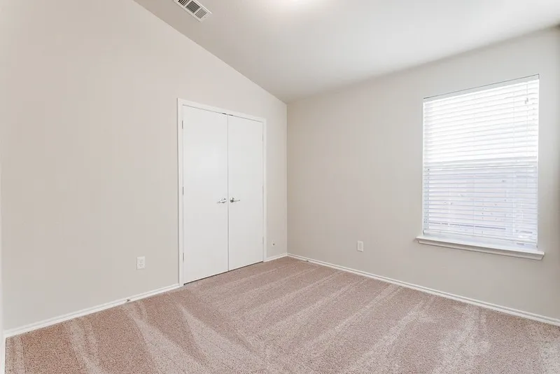Single Family Residence For Rent in Tarrant County , 1280 Kielder Circle, Fort Worth, Texas 76134, 3 Bedroom, 2 Bathroom, 2 Garage spaces, 1,440 Sqft, built in 2006, mls#21363638, Real Estate Agent in Fort Worth, Homes For Rent in Tarrant county, Homes For Rent in Fort Worth, Realtor in Fort Worth Texas, Real Estate Brokerage Independent Realty Texas, Luminita Cordes Realtor