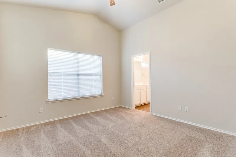 Single Family Residence For Rent in Tarrant County , 1280 Kielder Circle, Fort Worth, Texas 76134, 3 Bedroom, 2 Bathroom, 2 Garage spaces, 1,440 Sqft, built in 2006, mls#21363638, Real Estate Agent in Fort Worth, Homes For Rent in Tarrant county, Homes For Rent in Fort Worth, Realtor in Fort Worth Texas, Real Estate Brokerage Independent Realty Texas, Luminita Cordes Realtor