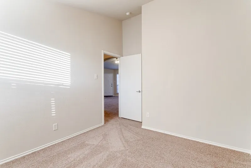 Single Family Residence For Rent in Tarrant County , 1280 Kielder Circle, Fort Worth, Texas 76134, 3 Bedroom, 2 Bathroom, 2 Garage spaces, 1,440 Sqft, built in 2006, mls#21363638, Real Estate Agent in Fort Worth, Homes For Rent in Tarrant county, Homes For Rent in Fort Worth, Realtor in Fort Worth Texas, Real Estate Brokerage Independent Realty Texas, Luminita Cordes Realtor