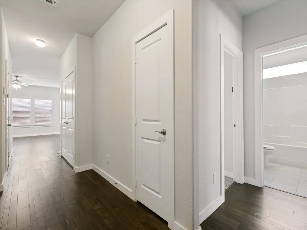 Single Family Residence For Rent in Denton County , 2201 Paxton Way, Denton, Texas 76209, 3 Bedroom, 2 Bathroom, 2 Garage spaces, 1,396 Sqft, built in 2021, mls#21361954, Real Estate Agent in Denton, Homes For Rent in Denton county, Homes For Rent in Denton, Realtor in Denton Texas, Real Estate Brokerage Independent Realty Texas, Luminita Cordes Realtor