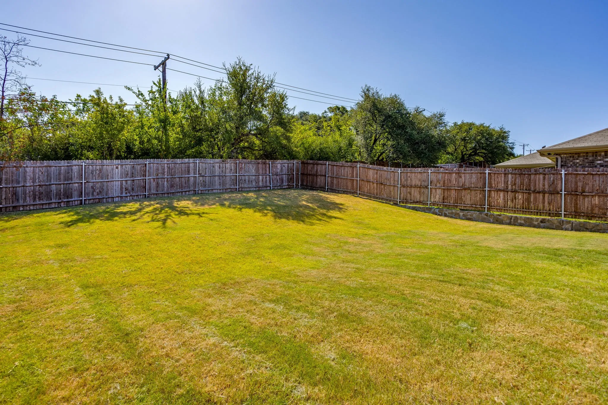 Single Family Residence For Sale in Tarrant County , 209 Balcones Drive, Fort Worth, Texas 76108, 3 Bedroom, 2 Bathroom, 2 Garage spaces, 1,628 Sqft, built in 2018, mls#21360964, Real Estate Agent in Fort Worth, Homes For Sale in Tarrant county, Homes For Sale in Fort Worth, Realtor in Fort Worth Texas, Real Estate Brokerage Independent Realty Texas, Luminita Cordes Realtor