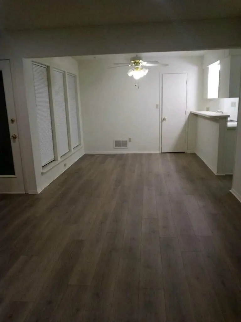 Townhouse For Rent in Collin County , 7530 Kings Ridge Road, Frisco, Texas 75035, 3 Bedroom, 3 Bathroom, 2 Garage spaces, 1,228 Sqft, built in 1984, mls#21363649, Real Estate Agent in Frisco, Homes For Rent in Collin county, Homes For Rent in Frisco, Realtor in Frisco Texas, Real Estate Brokerage Independent Realty Texas, Luminita Cordes Realtor