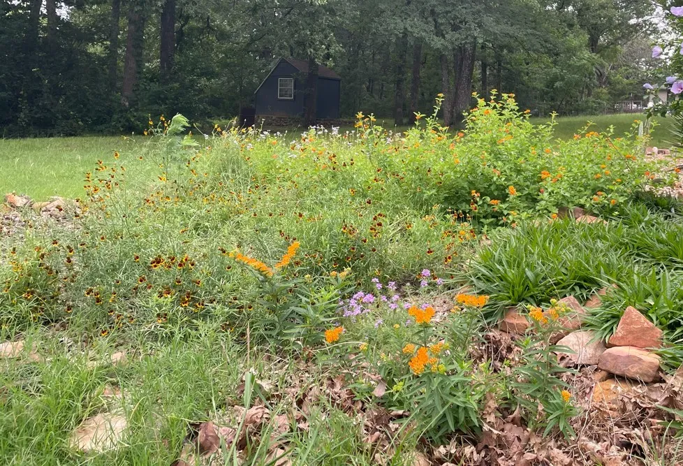 Single Family Residence For Sale in Grayson County , 1091 Cedar Hills Drive, Denison, Texas 75021, 3 Bedroom, 3 Bathroom, 2 Garage spaces, 2,066 Sqft, built in 2005, mls#21337931, Real Estate Agent in Denison, Homes For Sale in Grayson county, Homes For Sale in Denison, Realtor in Denison Texas, Real Estate Brokerage Independent Realty Texas, Luminita Cordes Realtor