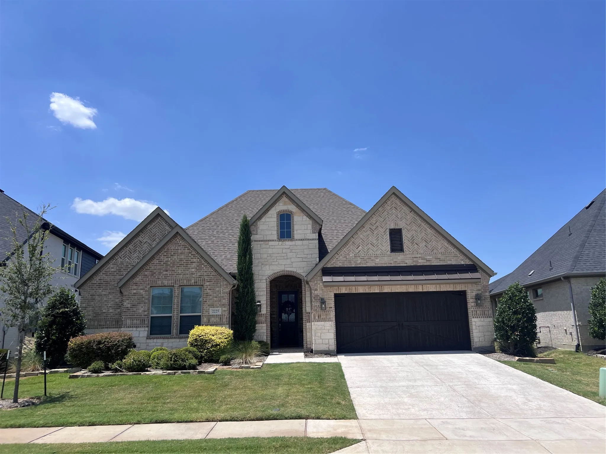 Single Family Residence For Sale in Collin County , 2225 Pinner Court, Celina, Texas 75009, 4 Bedroom, 3 Bathroom, 2 Garage spaces, 2,950 Sqft, built in 2020, mls#21354709, Real Estate Agent in Celina, Homes For Sale in Collin county, Homes For Sale in Celina, Realtor in Celina Texas, Real Estate Brokerage Independent Realty Texas, Luminita Cordes Realtor