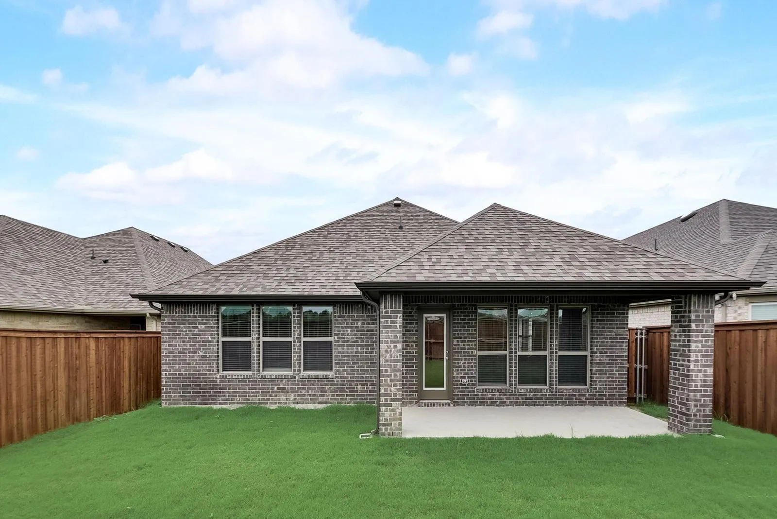 Single Family Residence For Rent in Collin County , 3504 Lillian Court, Celina, Texas 75009, 4 Bedroom, 2 Bathroom, 2 Garage spaces, 2,178 Sqft, built in 2021, mls#21363662, Real Estate Agent in Celina, Homes For Rent in Collin county, Homes For Rent in Celina, Realtor in Celina Texas, Real Estate Brokerage Independent Realty Texas, Luminita Cordes Realtor