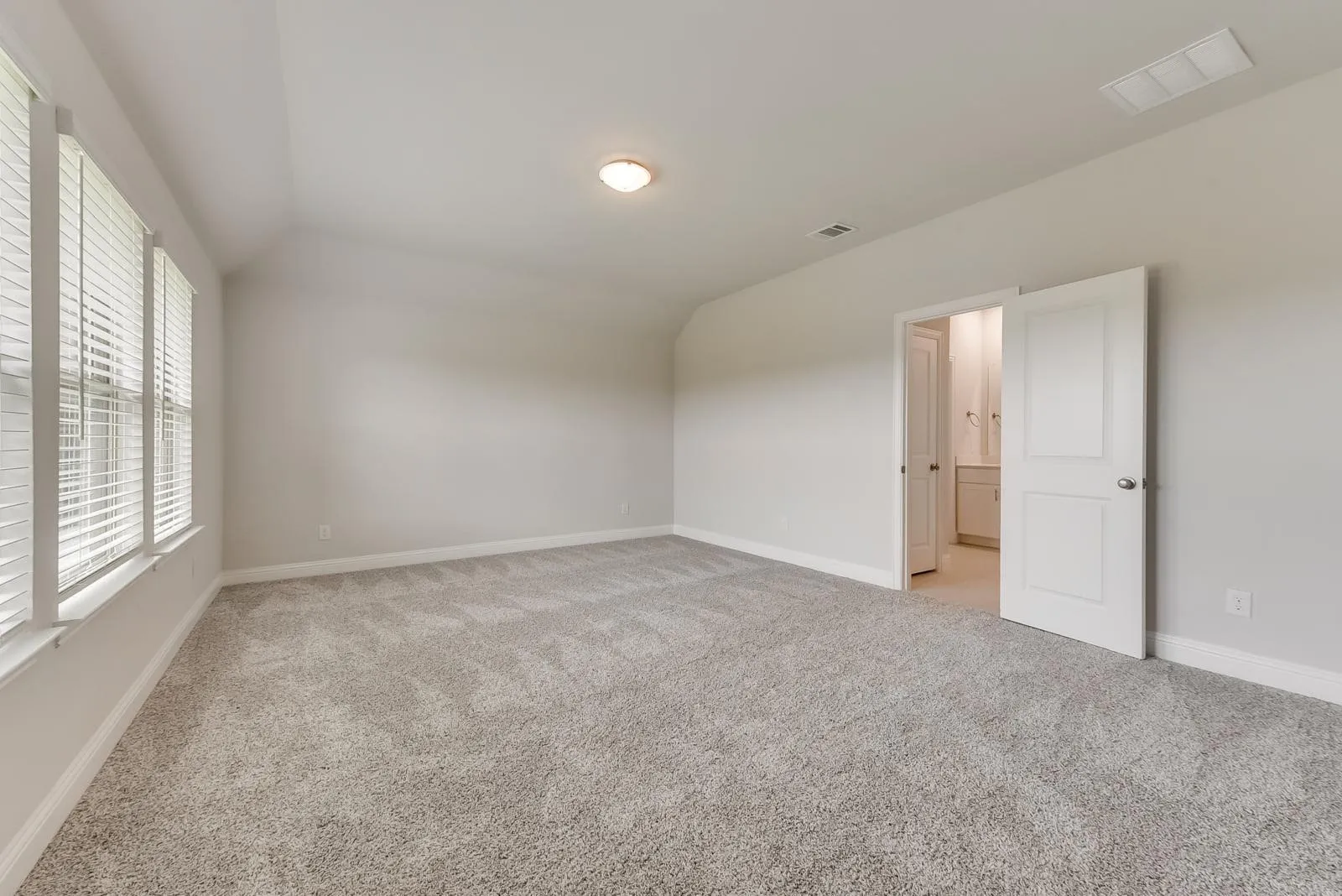 Single Family Residence For Rent in Collin County , 3504 Lillian Court, Celina, Texas 75009, 4 Bedroom, 2 Bathroom, 2 Garage spaces, 2,178 Sqft, built in 2021, mls#21363662, Real Estate Agent in Celina, Homes For Rent in Collin county, Homes For Rent in Celina, Realtor in Celina Texas, Real Estate Brokerage Independent Realty Texas, Luminita Cordes Realtor