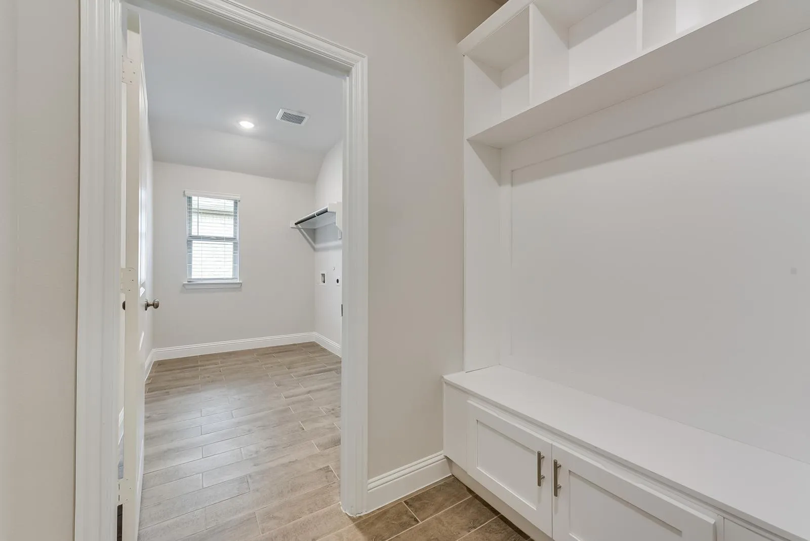 Single Family Residence For Rent in Collin County , 3504 Lillian Court, Celina, Texas 75009, 4 Bedroom, 2 Bathroom, 2 Garage spaces, 2,178 Sqft, built in 2021, mls#21363662, Real Estate Agent in Celina, Homes For Rent in Collin county, Homes For Rent in Celina, Realtor in Celina Texas, Real Estate Brokerage Independent Realty Texas, Luminita Cordes Realtor