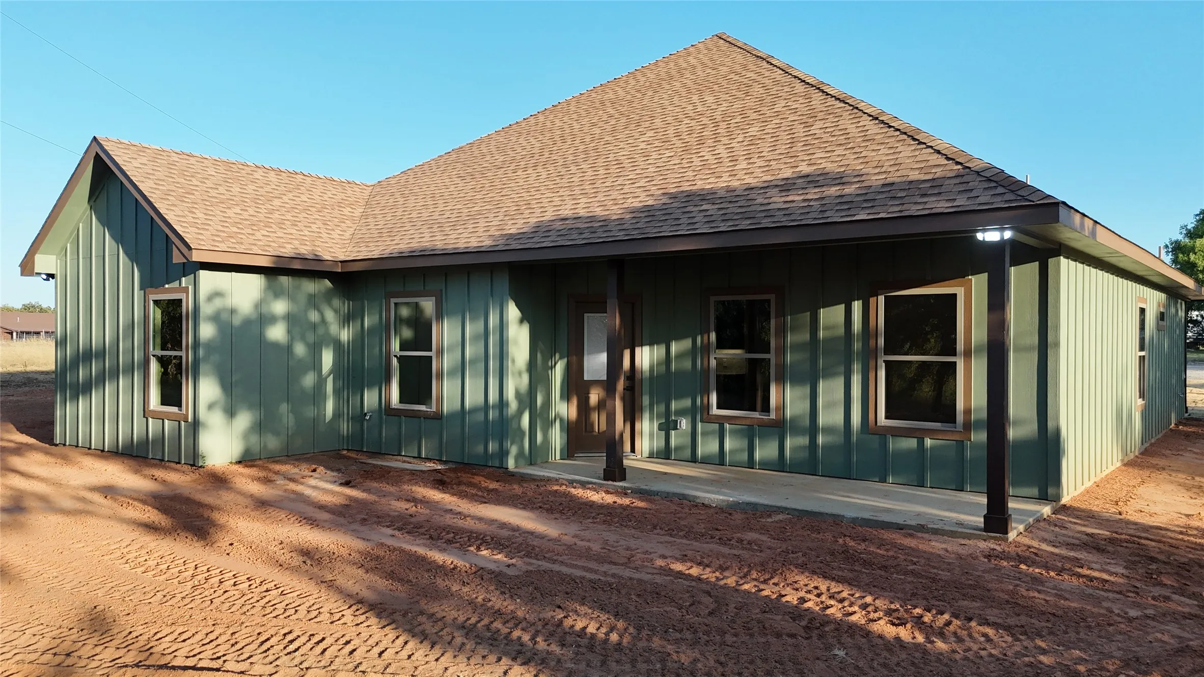 Single Family Residence For Sale in Palo Pinto County , 320 Summit Drive, Mineral Wells, Texas 76067, 3 Bedroom, 2 Bathroom, 2 Garage spaces, 1,488 Sqft, built in 2026, mls#21360681, Real Estate Agent in Mineral Wells, Homes For Sale in Palo Pinto county, Homes For Sale in Mineral Wells, Realtor in Mineral Wells Texas, Real Estate Brokerage Independent Realty Texas, Luminita Cordes Realtor