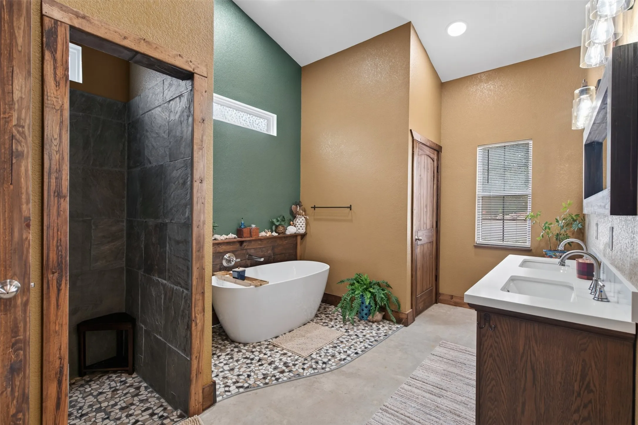 Single Family Residence For Sale in Young County , 400 Pumphrey Road, Loving, Texas 76460, 4 Bedroom, 3 Bathroom, Garage spaces, 3,536 Sqft, built in 2009, Price $1,900,000, mls#21359633, Real Estate Agent in Loving, Homes For Sale in Young county, Homes For Sale in Loving, Realtor in Loving Texas, Real Estate Brokerage Independent Realty Texas, Luminita Cordes Realtor