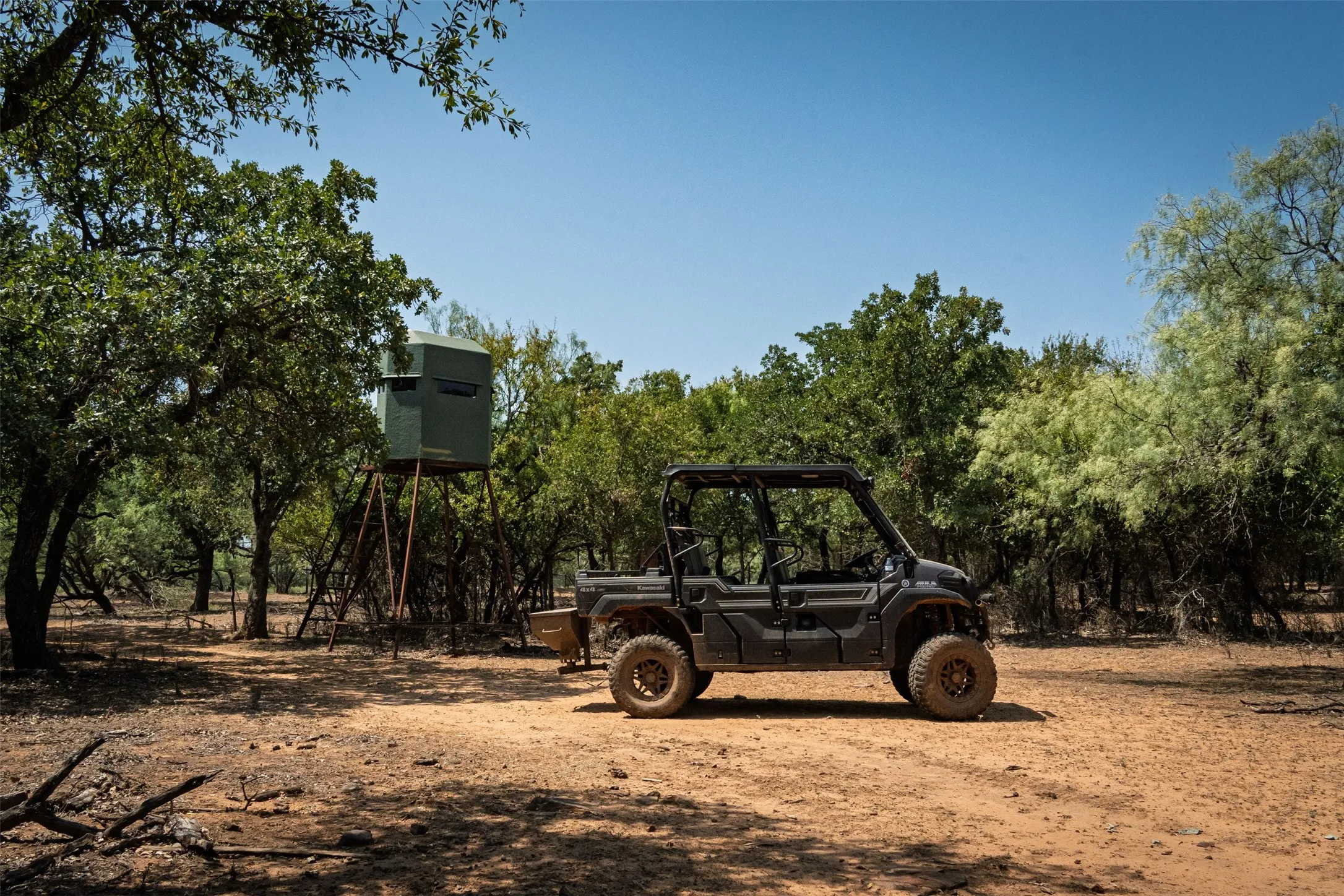Single Family Residence For Sale in Young County , 400 Pumphrey Road, Loving, Texas 76460, 4 Bedroom, 3 Bathroom, Garage spaces, 3,536 Sqft, built in 2009, Price $1,900,000, mls#21359633, Real Estate Agent in Loving, Homes For Sale in Young county, Homes For Sale in Loving, Realtor in Loving Texas, Real Estate Brokerage Independent Realty Texas, Luminita Cordes Realtor