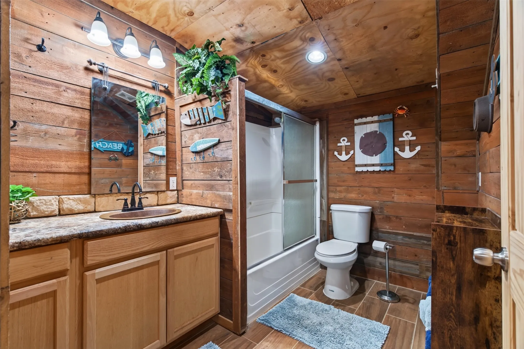 Single Family Residence For Sale in Young County , 400 Pumphrey Road, Loving, Texas 76460, 4 Bedroom, 3 Bathroom, Garage spaces, 3,536 Sqft, built in 2009, Price $1,900,000, mls#21359633, Real Estate Agent in Loving, Homes For Sale in Young county, Homes For Sale in Loving, Realtor in Loving Texas, Real Estate Brokerage Independent Realty Texas, Luminita Cordes Realtor