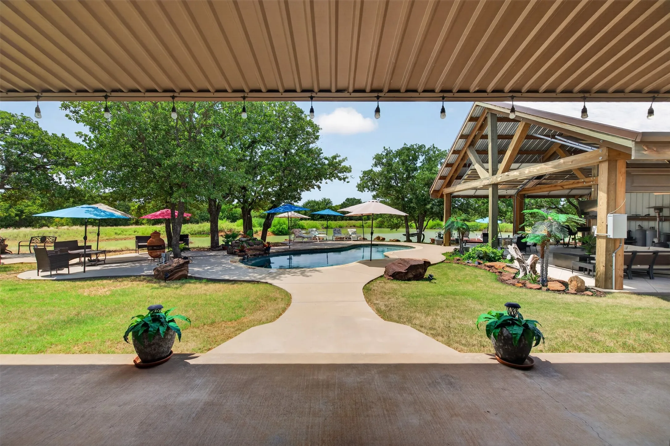 Single Family Residence For Sale in Young County , 400 Pumphrey Road, Loving, Texas 76460, 4 Bedroom, 3 Bathroom, Garage spaces, 3,536 Sqft, built in 2009, Price $1,900,000, mls#21359633, Real Estate Agent in Loving, Homes For Sale in Young county, Homes For Sale in Loving, Realtor in Loving Texas, Real Estate Brokerage Independent Realty Texas, Luminita Cordes Realtor