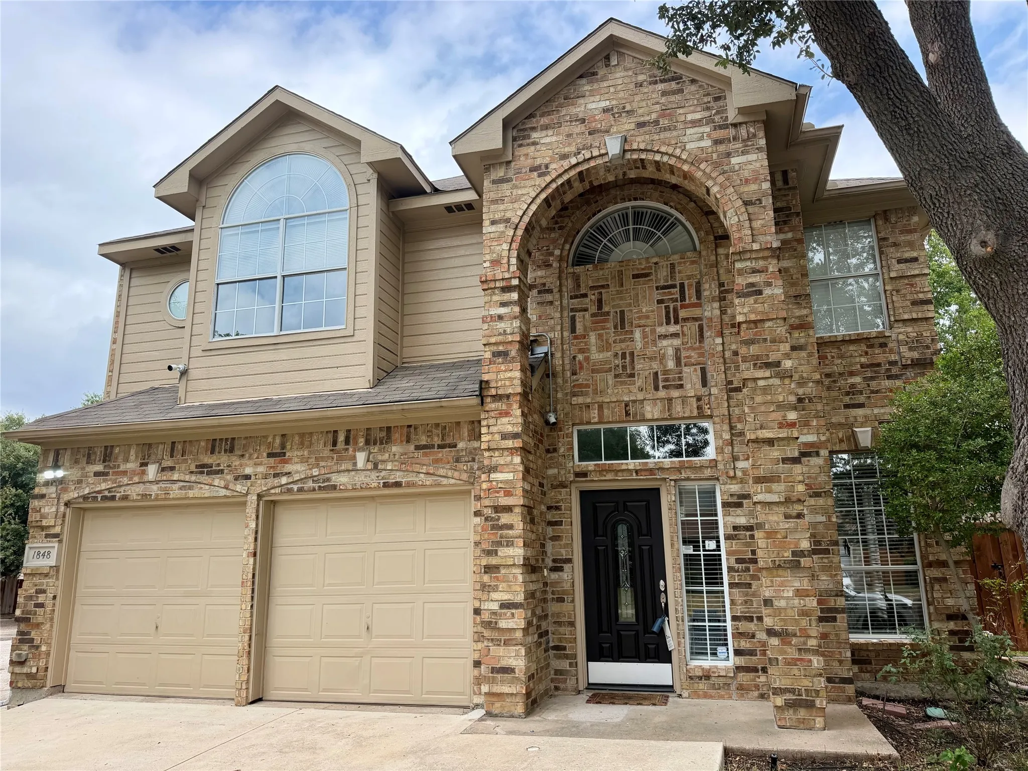 Single Family Residence For Rent in Collin County , 1848 Bachman Court, Plano, Texas 75075, 4 Bedroom, 3 Bathroom, 2 Garage spaces, 2,776 Sqft, built in 1992, mls#21355401, Real Estate Agent in Plano, Homes For Rent in Collin county, Homes For Rent in Plano, Realtor in Plano Texas, Real Estate Brokerage Independent Realty Texas, Luminita Cordes Realtor