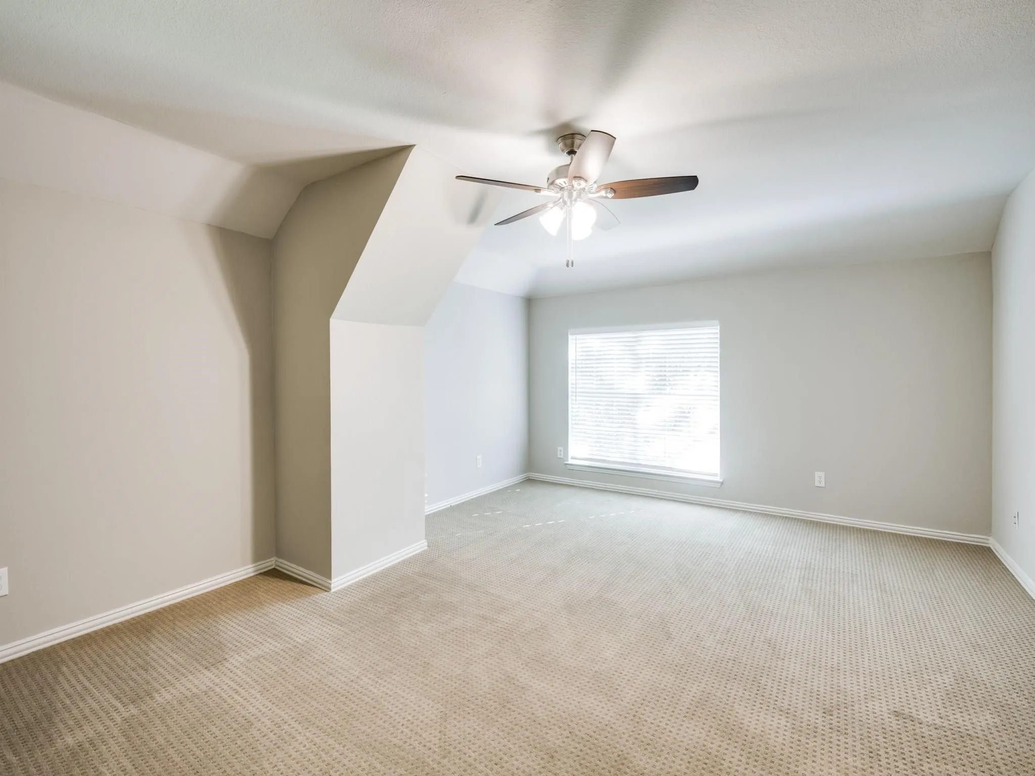 Single Family Residence For Rent in Collin County , 1848 Bachman Court, Plano, Texas 75075, 4 Bedroom, 3 Bathroom, 2 Garage spaces, 2,776 Sqft, built in 1992, mls#21355401, Real Estate Agent in Plano, Homes For Rent in Collin county, Homes For Rent in Plano, Realtor in Plano Texas, Real Estate Brokerage Independent Realty Texas, Luminita Cordes Realtor