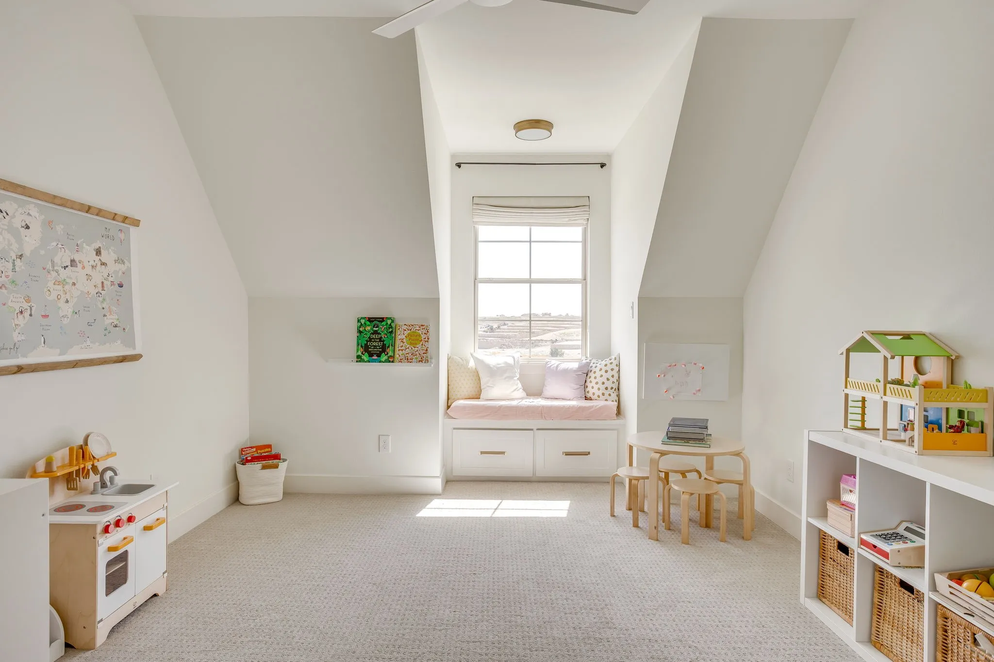 Single Family Residence For Sale in Parker County , 14000 Rozana Street, Fort Worth, Texas 76008, 4 Bedroom, 3 Bathroom, 2 Garage spaces, 3,211 Sqft, built in 2022, mls#21357630, Real Estate Agent in Fort Worth, Homes For Sale in Parker county, Homes For Sale in Fort Worth, Realtor in Fort Worth Texas, Real Estate Brokerage Independent Realty Texas, Luminita Cordes Realtor