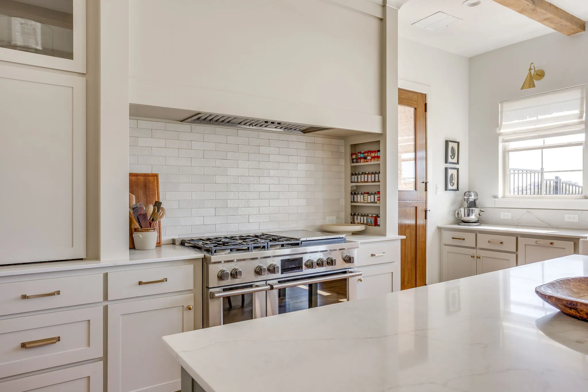 Single Family Residence For Sale in Parker County , 14000 Rozana Street, Fort Worth, Texas 76008, 4 Bedroom, 3 Bathroom, 2 Garage spaces, 3,211 Sqft, built in 2022, mls#21357630, Real Estate Agent in Fort Worth, Homes For Sale in Parker county, Homes For Sale in Fort Worth, Realtor in Fort Worth Texas, Real Estate Brokerage Independent Realty Texas, Luminita Cordes Realtor