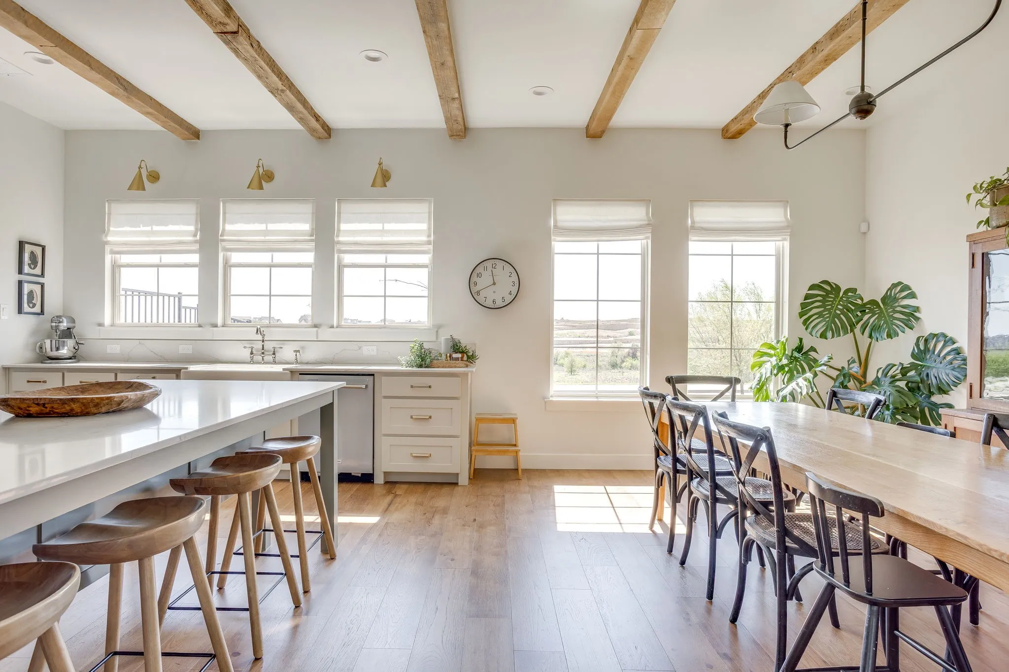 Single Family Residence For Sale in Parker County , 14000 Rozana Street, Fort Worth, Texas 76008, 4 Bedroom, 3 Bathroom, 2 Garage spaces, 3,211 Sqft, built in 2022, mls#21357630, Real Estate Agent in Fort Worth, Homes For Sale in Parker county, Homes For Sale in Fort Worth, Realtor in Fort Worth Texas, Real Estate Brokerage Independent Realty Texas, Luminita Cordes Realtor