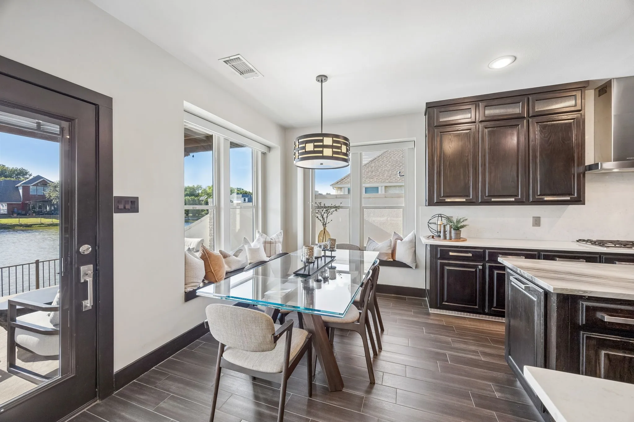 Single Family Residence For Sale in Collin County , 5303 Lafayette Drive, Frisco, Texas 75035, 4 Bedroom, 3 Bathroom, 2 Garage spaces, 3,244 Sqft, built in 2001, mls#21358570, Real Estate Agent in Frisco, Homes For Sale in Collin county, Homes For Sale in Frisco, Realtor in Frisco Texas, Real Estate Brokerage Independent Realty Texas, Luminita Cordes Realtor