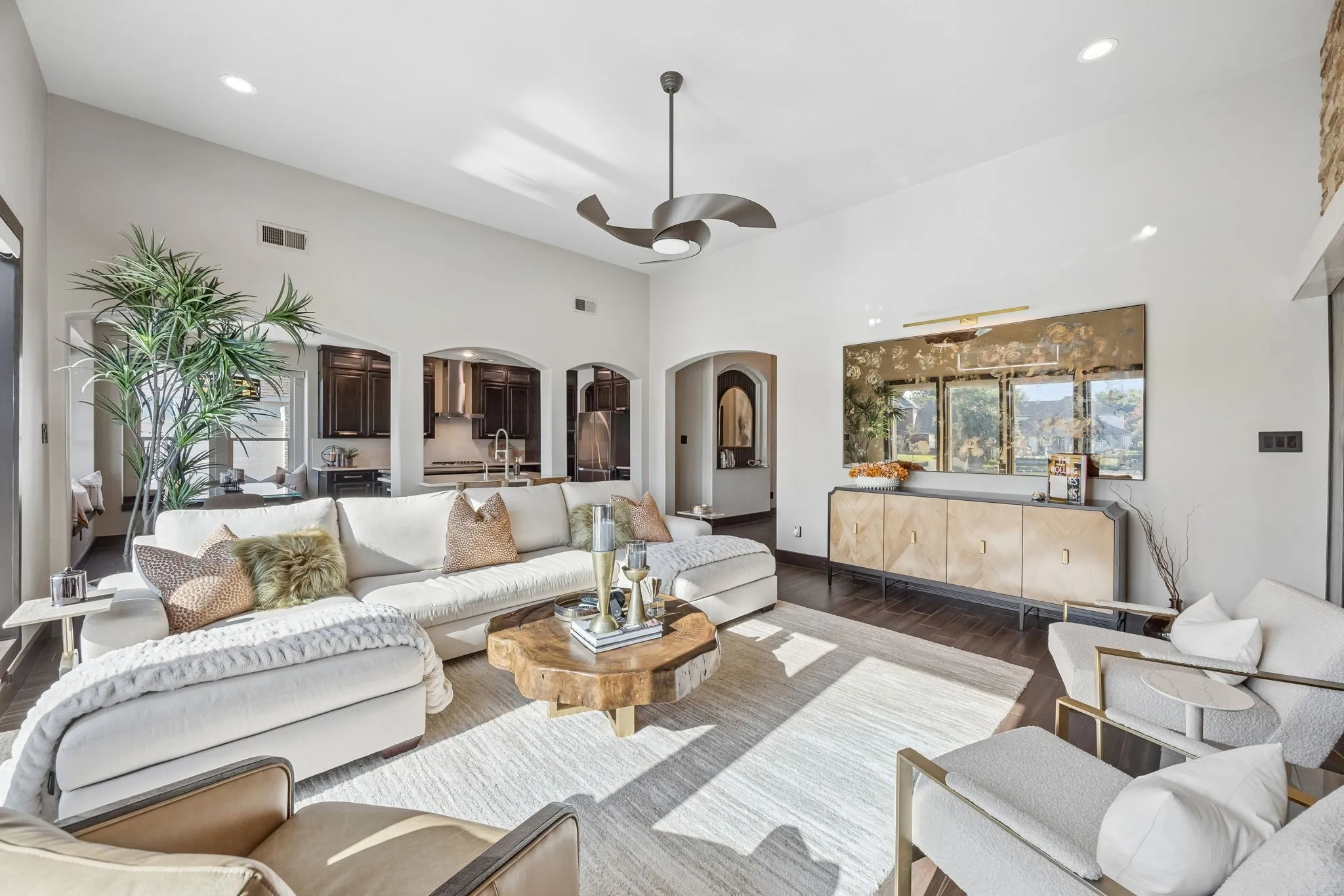 Single Family Residence For Sale in Collin County , 5303 Lafayette Drive, Frisco, Texas 75035, 4 Bedroom, 3 Bathroom, 2 Garage spaces, 3,244 Sqft, built in 2001, mls#21358570, Real Estate Agent in Frisco, Homes For Sale in Collin county, Homes For Sale in Frisco, Realtor in Frisco Texas, Real Estate Brokerage Independent Realty Texas, Luminita Cordes Realtor