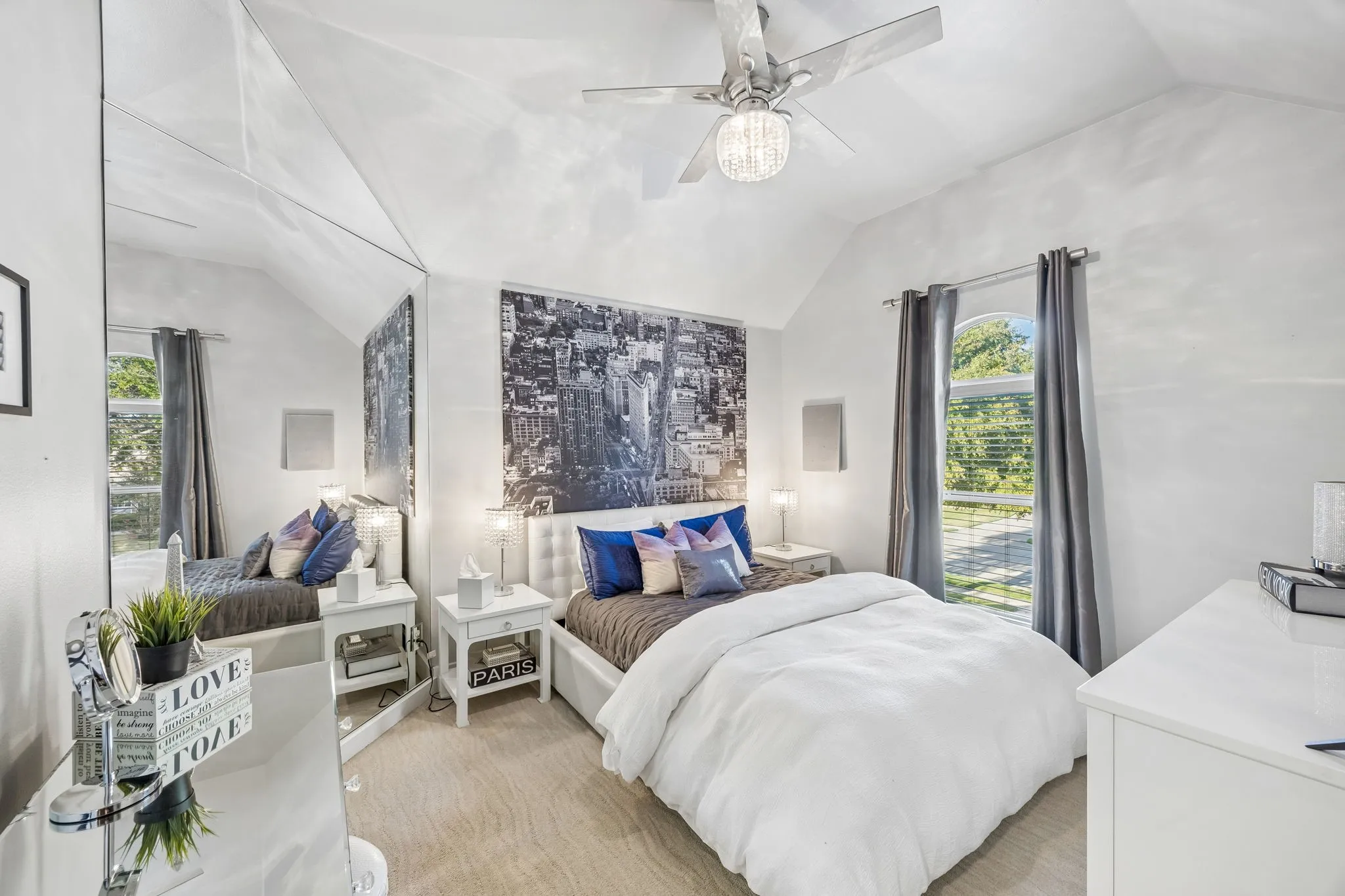 Single Family Residence For Sale in Collin County , 5303 Lafayette Drive, Frisco, Texas 75035, 4 Bedroom, 3 Bathroom, 2 Garage spaces, 3,244 Sqft, built in 2001, mls#21358570, Real Estate Agent in Frisco, Homes For Sale in Collin county, Homes For Sale in Frisco, Realtor in Frisco Texas, Real Estate Brokerage Independent Realty Texas, Luminita Cordes Realtor