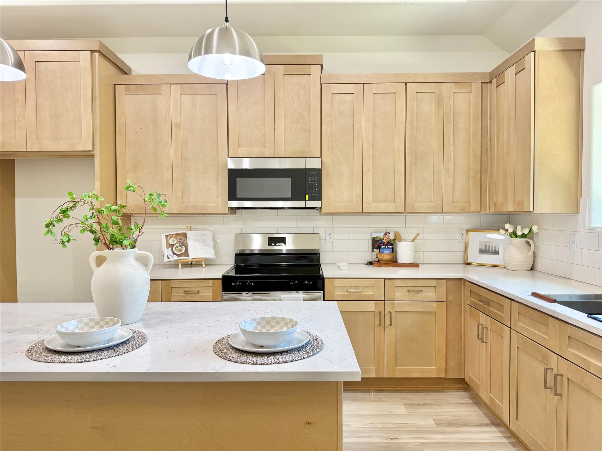 Single Family Residence For Sale in Hood County , 5555 Mercedes Circle, Granbury, Texas 76048, 3 Bedroom, 2 Bathroom, 1 Garage spaces, 1,425 Sqft, built in 2026, mls#21363322, Real Estate Agent in Granbury, Homes For Sale in Hood county, Homes For Sale in Granbury, Realtor in Granbury Texas, Real Estate Brokerage Independent Realty Texas, Luminita Cordes Realtor