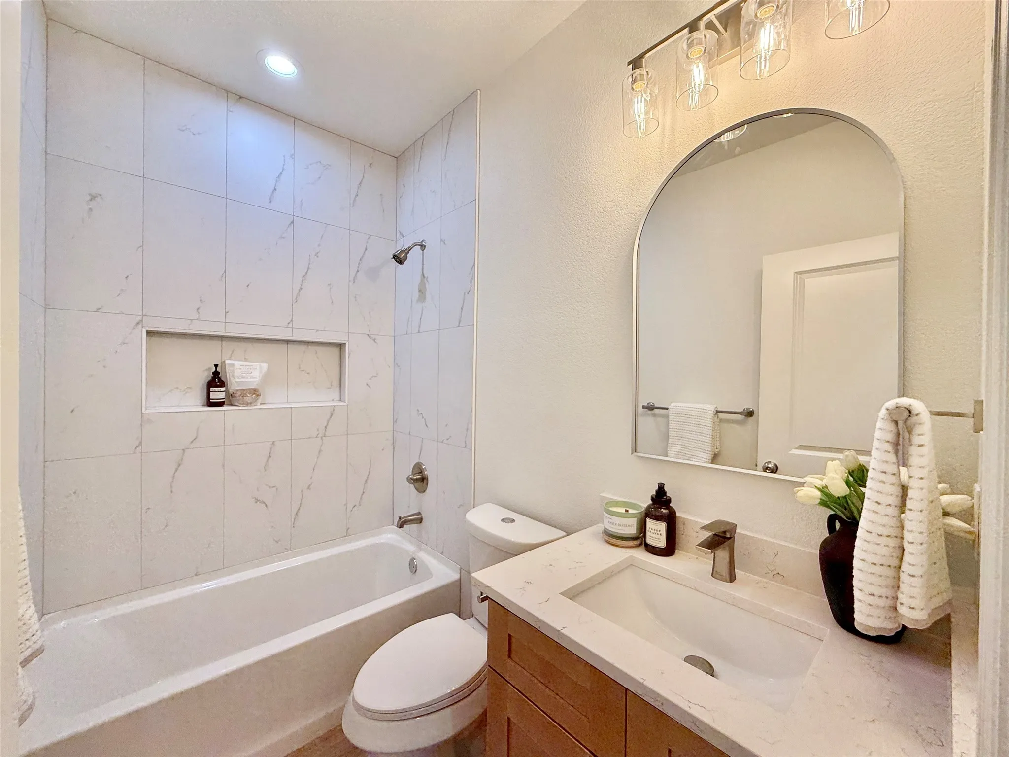 Single Family Residence For Sale in Hood County , 5555 Mercedes Circle, Granbury, Texas 76048, 3 Bedroom, 2 Bathroom, 1 Garage spaces, 1,425 Sqft, built in 2026, mls#21363322, Real Estate Agent in Granbury, Homes For Sale in Hood county, Homes For Sale in Granbury, Realtor in Granbury Texas, Real Estate Brokerage Independent Realty Texas, Luminita Cordes Realtor