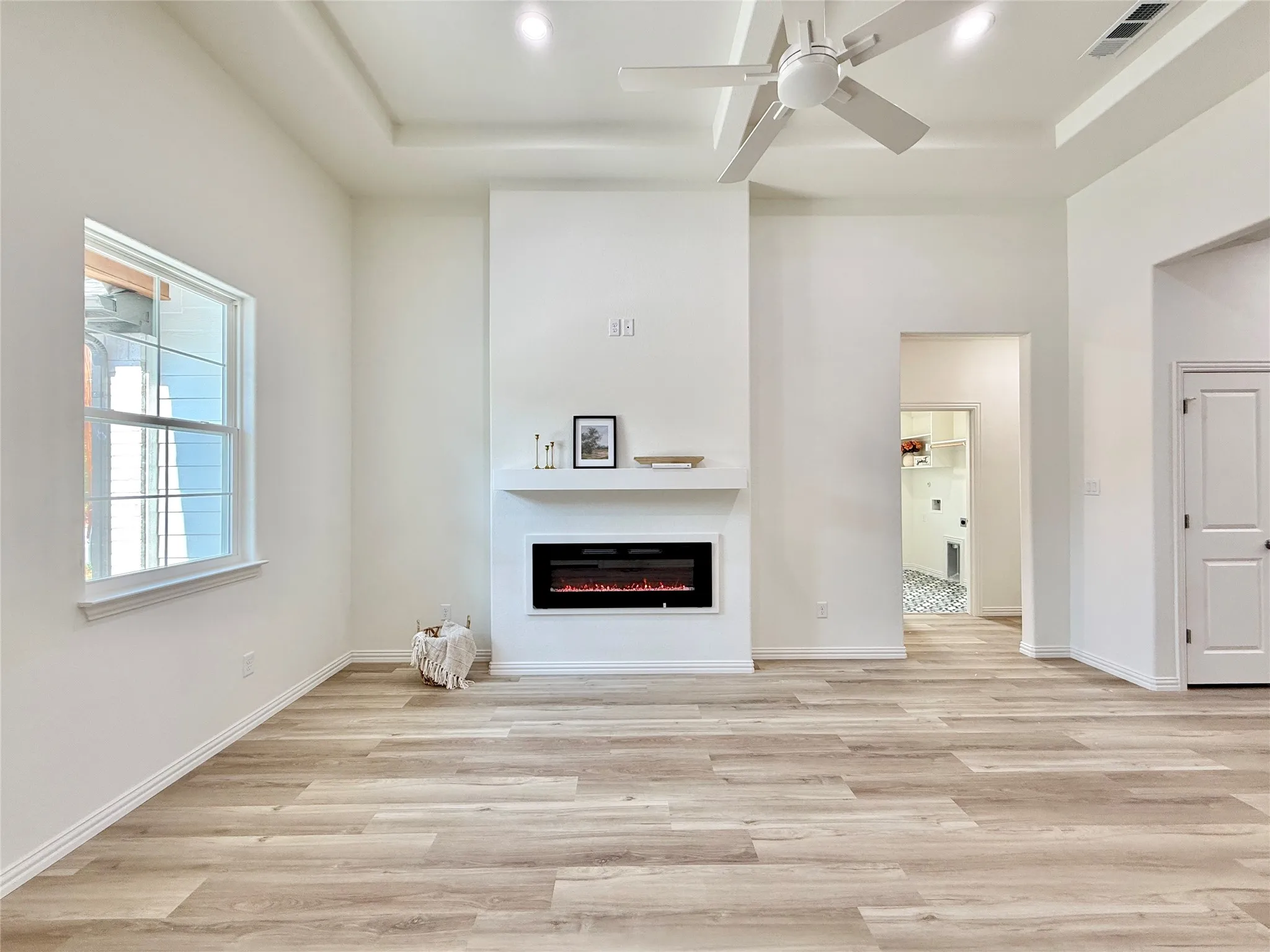 Single Family Residence For Sale in Hood County , 5555 Mercedes Circle, Granbury, Texas 76048, 3 Bedroom, 2 Bathroom, 1 Garage spaces, 1,425 Sqft, built in 2026, mls#21363322, Real Estate Agent in Granbury, Homes For Sale in Hood county, Homes For Sale in Granbury, Realtor in Granbury Texas, Real Estate Brokerage Independent Realty Texas, Luminita Cordes Realtor