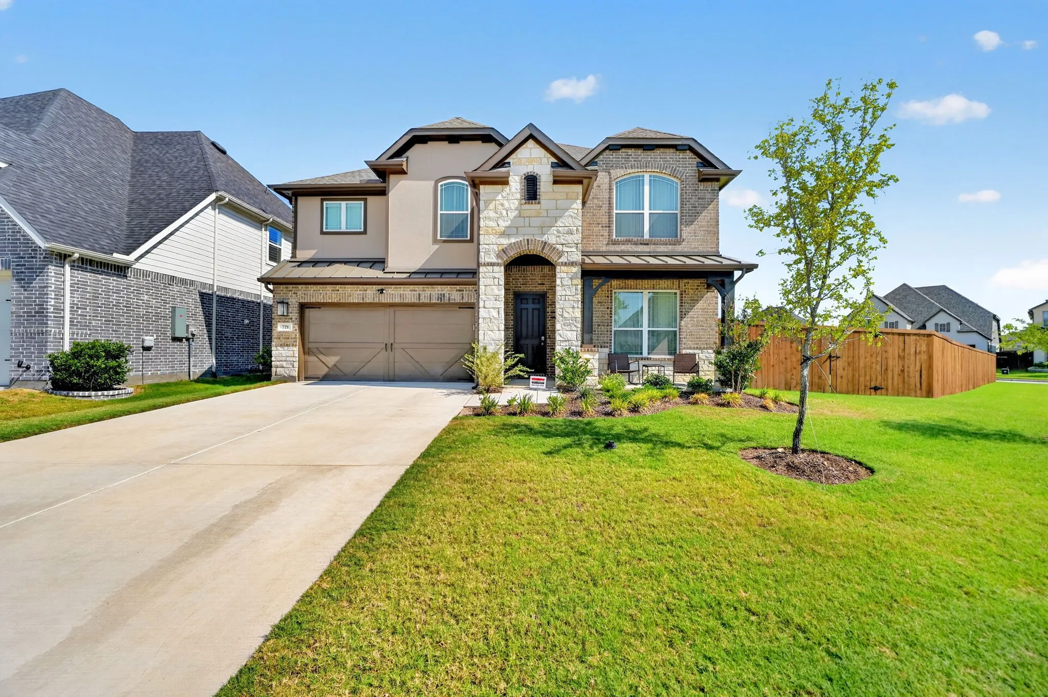 Single Family Residence For Sale in Denton County , 721 Kurrus Street, Justin, Texas 76247, 5 Bedroom, 4 Bathroom, 2 Garage spaces, 3,144 Sqft, built in 2025, mls#21361401, Real Estate Agent in Justin, Homes For Sale in Denton county, Homes For Sale in Justin, Realtor in Justin Texas, Real Estate Brokerage Independent Realty Texas, Luminita Cordes Realtor