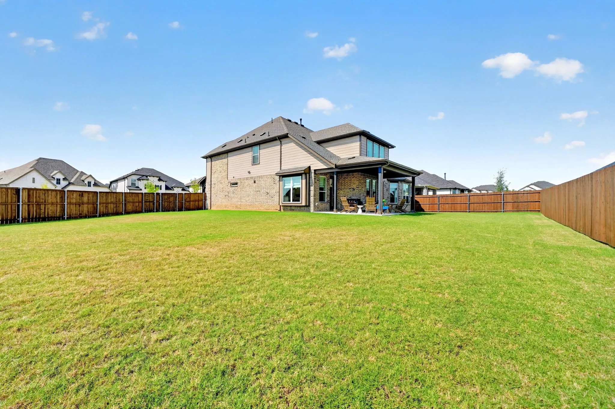 Single Family Residence For Sale in Denton County , 721 Kurrus Street, Justin, Texas 76247, 5 Bedroom, 4 Bathroom, 2 Garage spaces, 3,144 Sqft, built in 2025, mls#21361401, Real Estate Agent in Justin, Homes For Sale in Denton county, Homes For Sale in Justin, Realtor in Justin Texas, Real Estate Brokerage Independent Realty Texas, Luminita Cordes Realtor