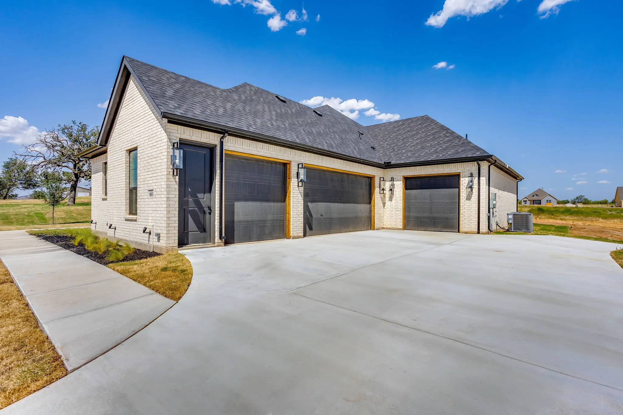 Single Family Residence For Sale in Parker County , 801 Zachary Michael Court, Springtown, Texas 76082, 3 Bedroom, 3 Bathroom, 3 Garage spaces, 2,436 Sqft, built in 2026, mls#21357515, Real Estate Agent in Springtown, Homes For Sale in Parker county, Homes For Sale in Springtown, Realtor in Springtown Texas, Real Estate Brokerage Independent Realty Texas, Luminita Cordes Realtor