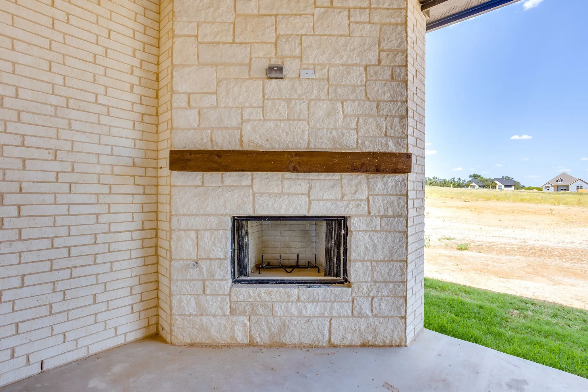 Single Family Residence For Sale in Parker County , 801 Zachary Michael Court, Springtown, Texas 76082, 3 Bedroom, 3 Bathroom, 3 Garage spaces, 2,436 Sqft, built in 2026, mls#21357515, Real Estate Agent in Springtown, Homes For Sale in Parker county, Homes For Sale in Springtown, Realtor in Springtown Texas, Real Estate Brokerage Independent Realty Texas, Luminita Cordes Realtor