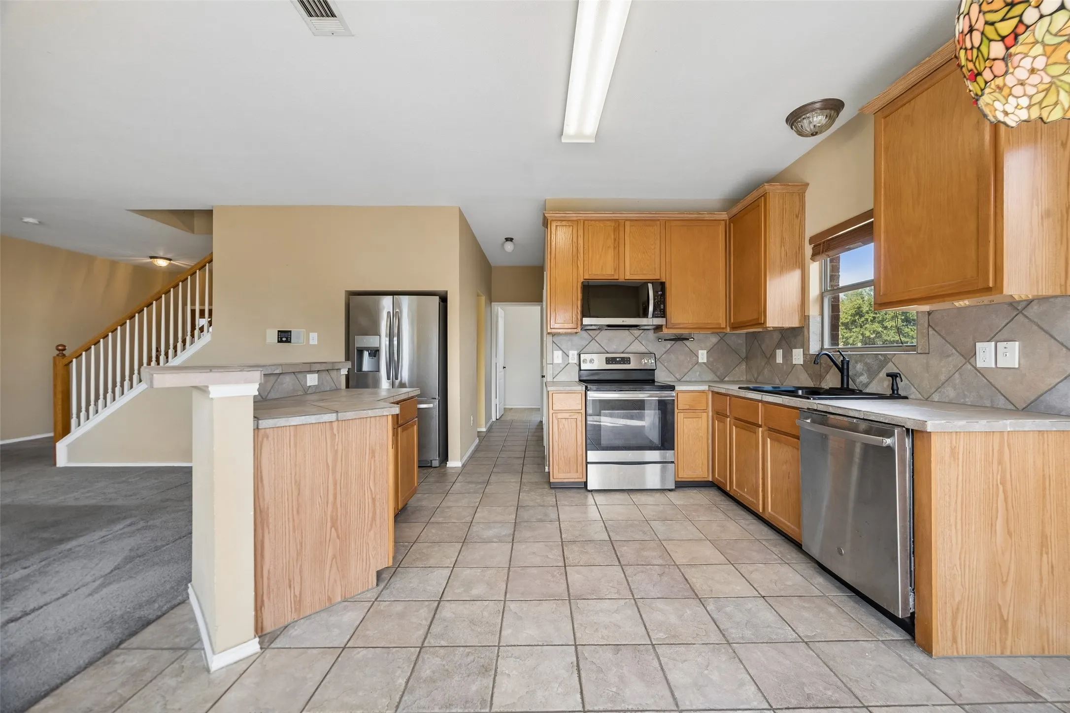 Single Family Residence For Sale in Rockwall County , 201 Welch Drive, Royse City, Texas 75189, 4 Bedroom, 4 Bathroom, 2 Garage spaces, 2,952 Sqft, built in 2007, mls#21363303, Real Estate Agent in Royse City, Homes For Sale in Rockwall county, Homes For Sale in Royse City, Realtor in Royse City Texas, Real Estate Brokerage Independent Realty Texas, Luminita Cordes Realtor