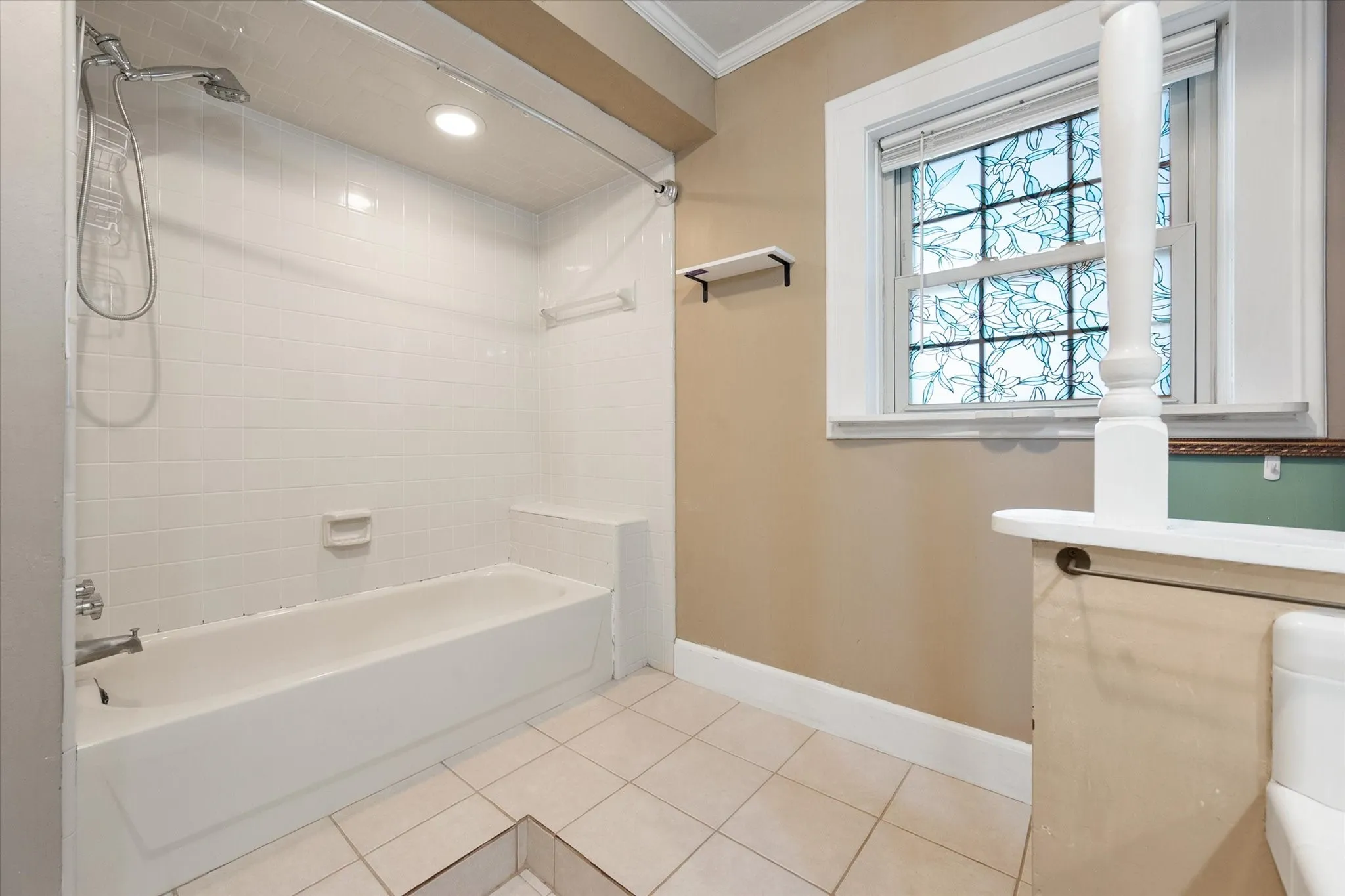 Single Family Residence For Sale in Navarro County , 1452 W 2nd Avenue, Corsicana, Texas 75110, 4 Bedroom, 3 Bathroom, Garage spaces, 3,456 Sqft, built in 1924, Price $275,000, mls#21363104, Real Estate Agent in Corsicana, Homes For Sale in Navarro county, Homes For Sale in Corsicana, Realtor in Corsicana Texas, Real Estate Brokerage Independent Realty Texas, Luminita Cordes Realtor