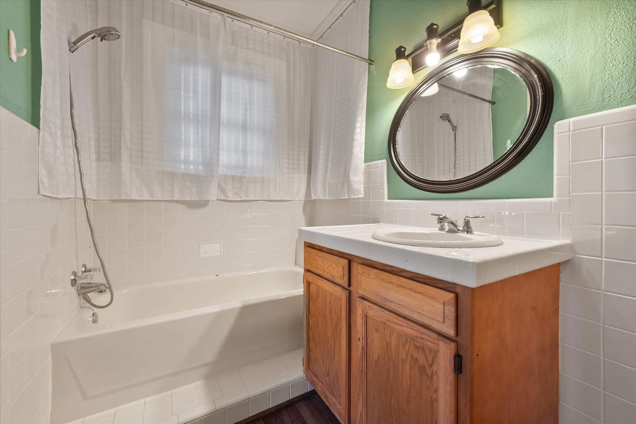 Second Primary Bath