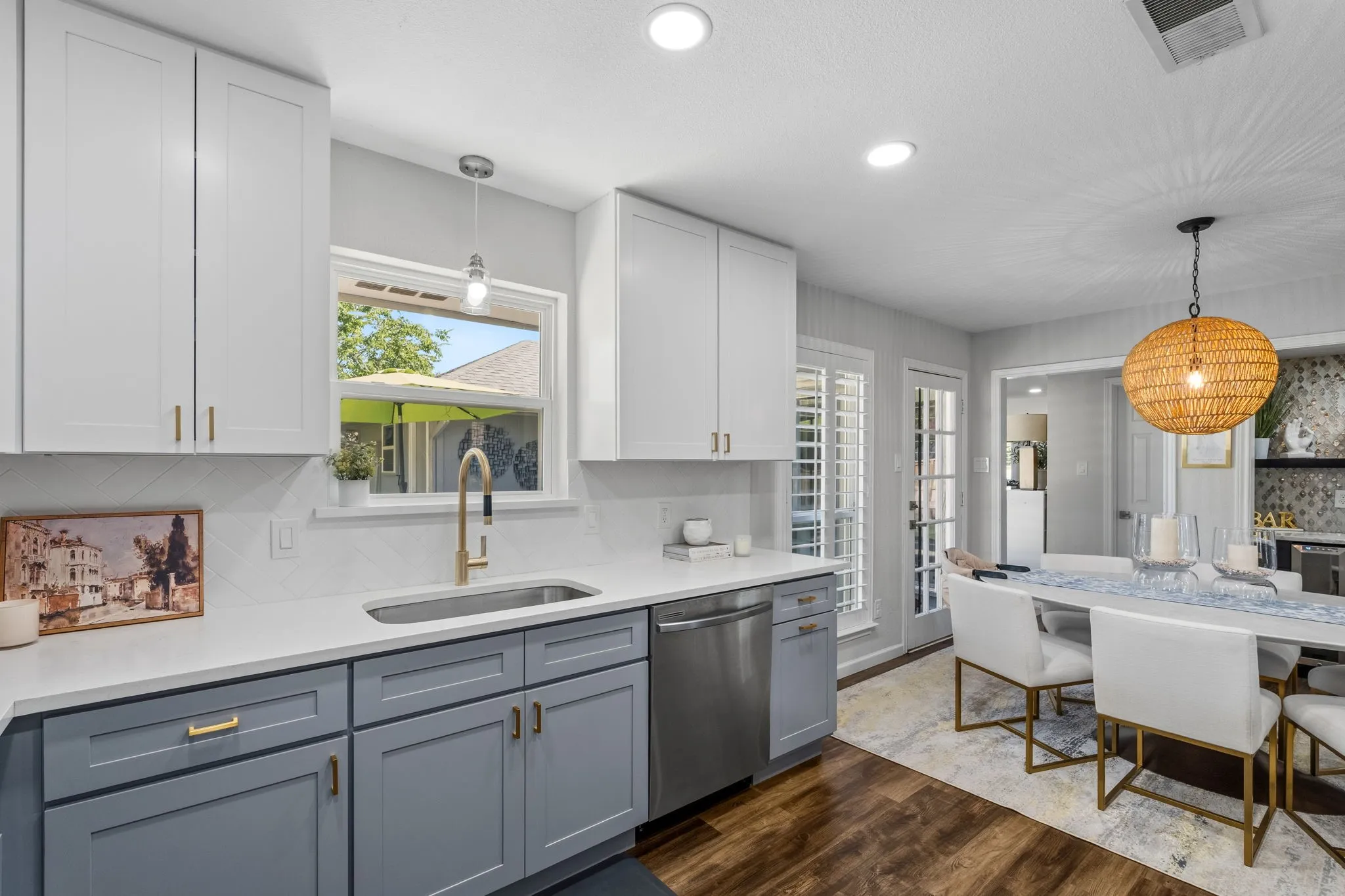 Single Family Residence For Sale in Denton County , 2403 Silverthorne Drive, Dallas, Texas 75287, 3 Bedroom, 2 Bathroom, 2 Garage spaces, 1,822 Sqft, built in 1983, mls#21347644, Real Estate Agent in Dallas, Homes For Sale in Denton county, Homes For Sale in Dallas, Realtor in Dallas Texas, Real Estate Brokerage Independent Realty Texas, Luminita Cordes Realtor