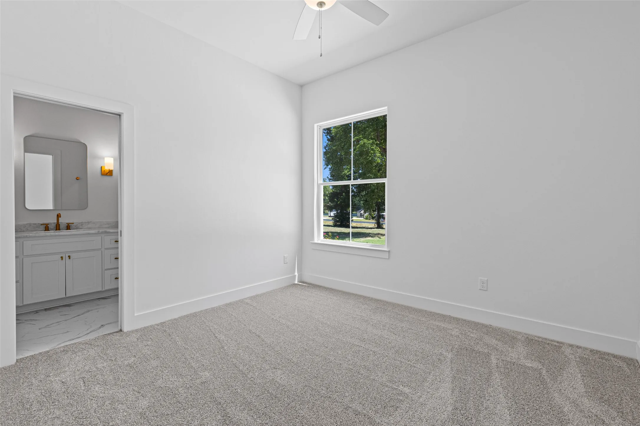 Single Family Residence For Sale in Harrison County , 260 S Granite Lane, Hallsville, Texas 75650, 4 Bedroom, 4 Bathroom, 2 Garage spaces, 3,167 Sqft, built in 2025, mls#21359817, Real Estate Agent in Hallsville, Homes For Sale in Harrison county, Homes For Sale in Hallsville, Realtor in Hallsville Texas, Real Estate Brokerage Independent Realty Texas, Luminita Cordes Realtor