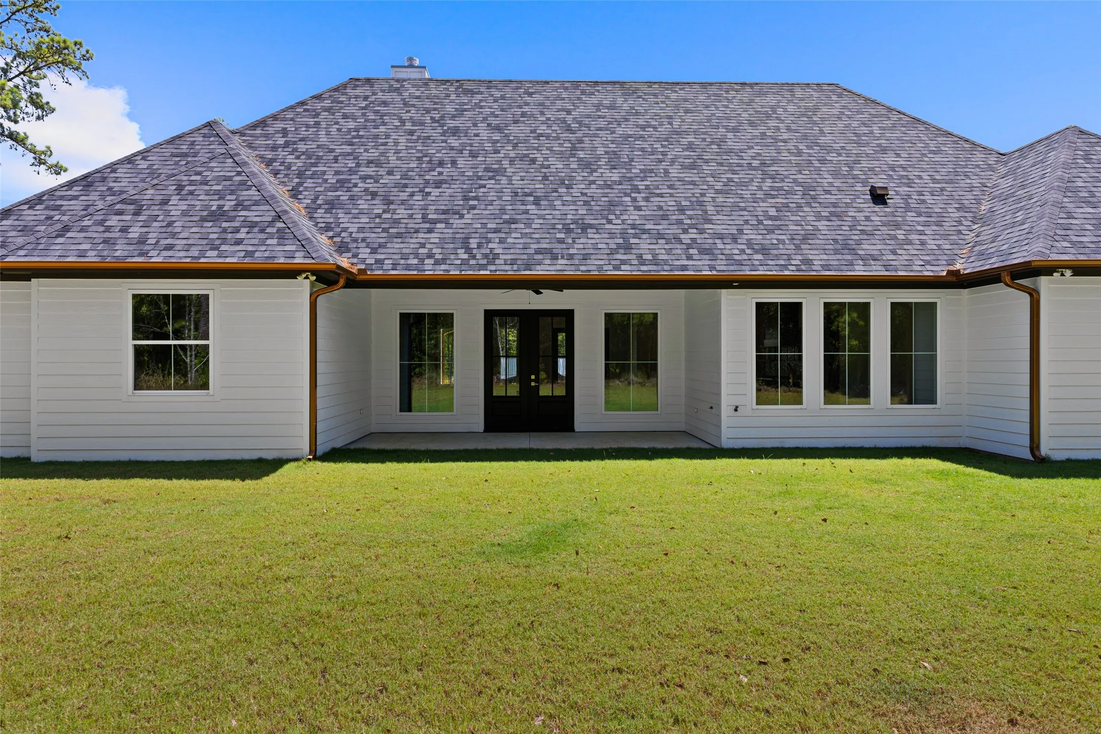 Single Family Residence For Sale in Harrison County , 260 S Granite Lane, Hallsville, Texas 75650, 4 Bedroom, 4 Bathroom, 2 Garage spaces, 3,167 Sqft, built in 2025, mls#21359817, Real Estate Agent in Hallsville, Homes For Sale in Harrison county, Homes For Sale in Hallsville, Realtor in Hallsville Texas, Real Estate Brokerage Independent Realty Texas, Luminita Cordes Realtor