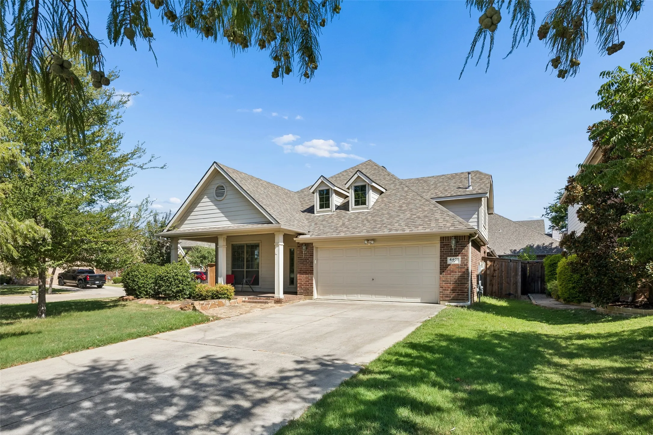 Single Family Residence For Sale in Tarrant County , 4401 Monnig Lane, Fort Worth, Texas 76244, 3 Bedroom, 2 Bathroom, 2 Garage spaces, 2,274 Sqft, built in 2005, mls#21362647, Real Estate Agent in Fort Worth, Homes For Sale in Tarrant county, Homes For Sale in Fort Worth, Realtor in Fort Worth Texas, Real Estate Brokerage Independent Realty Texas, Luminita Cordes Realtor