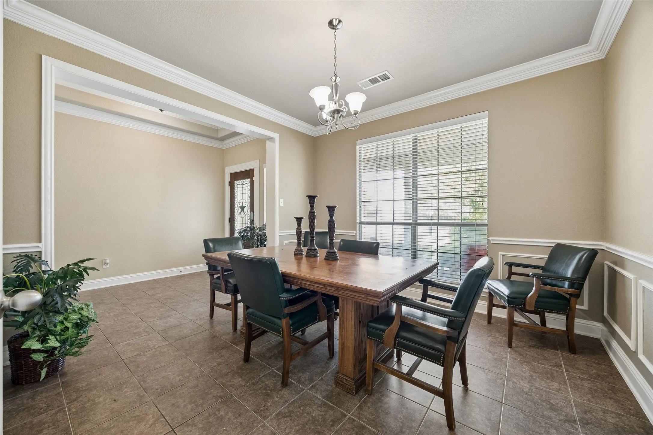 Single Family Residence For Sale in Tarrant County , 4401 Monnig Lane, Fort Worth, Texas 76244, 3 Bedroom, 2 Bathroom, 2 Garage spaces, 2,274 Sqft, built in 2005, mls#21362647, Real Estate Agent in Fort Worth, Homes For Sale in Tarrant county, Homes For Sale in Fort Worth, Realtor in Fort Worth Texas, Real Estate Brokerage Independent Realty Texas, Luminita Cordes Realtor